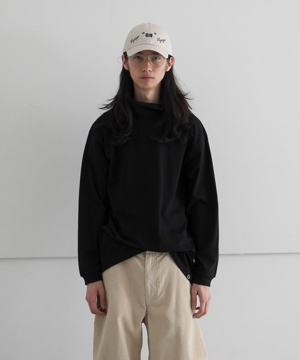 PHINGERIN PANEL NECK L/S TEE "A:WHITE X RED"