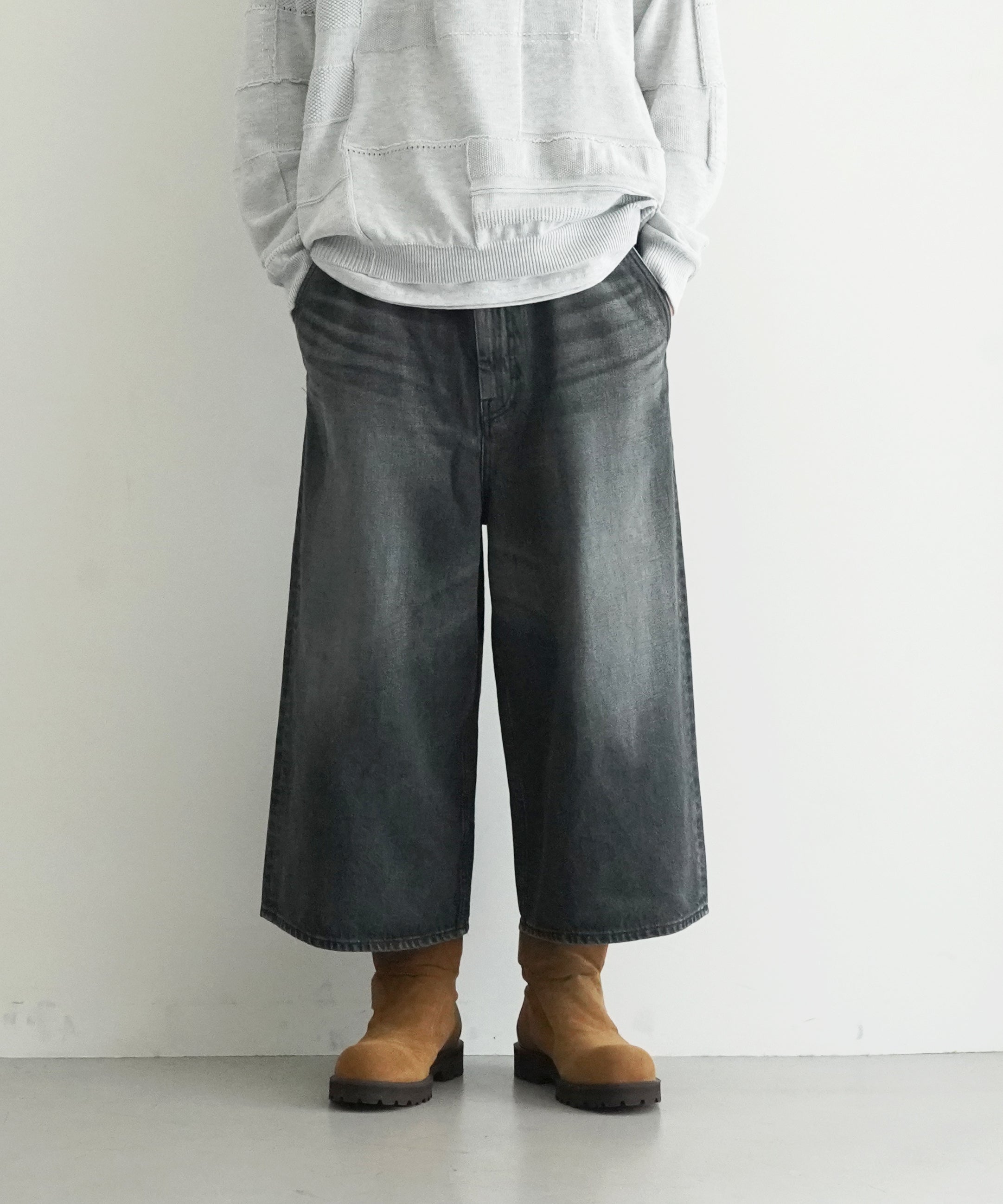order Loose denim half pants used "BLACK"
