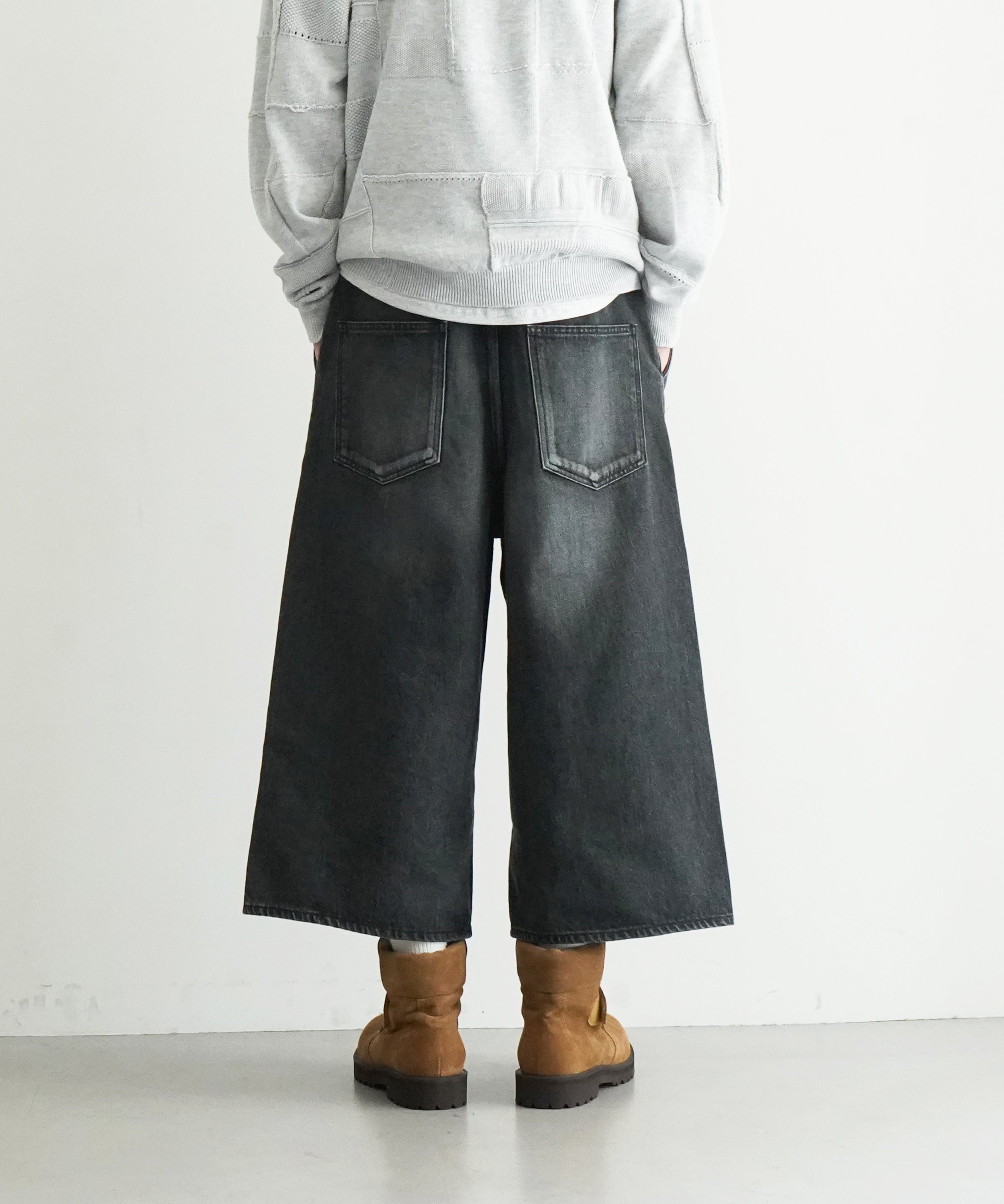 order Loose denim half pants used "BLACK"