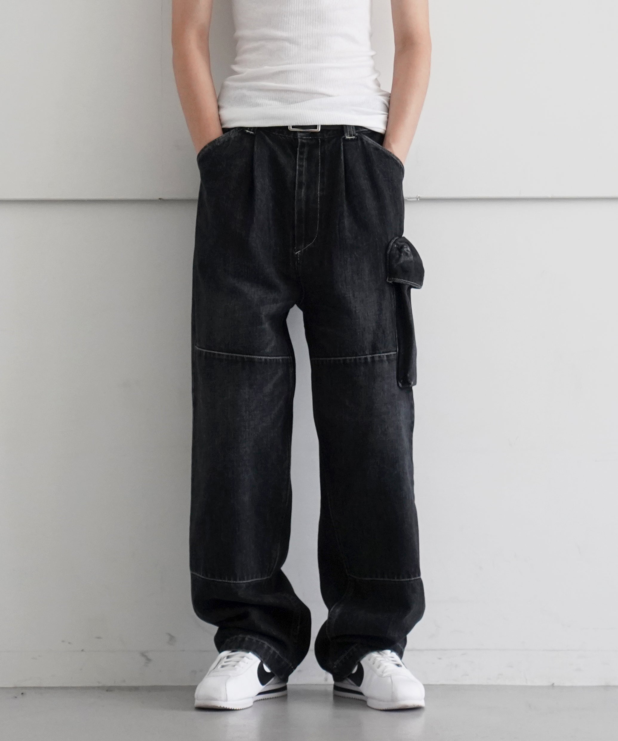 WHOWHAT Selvedge denim cargo pants "BLACK"