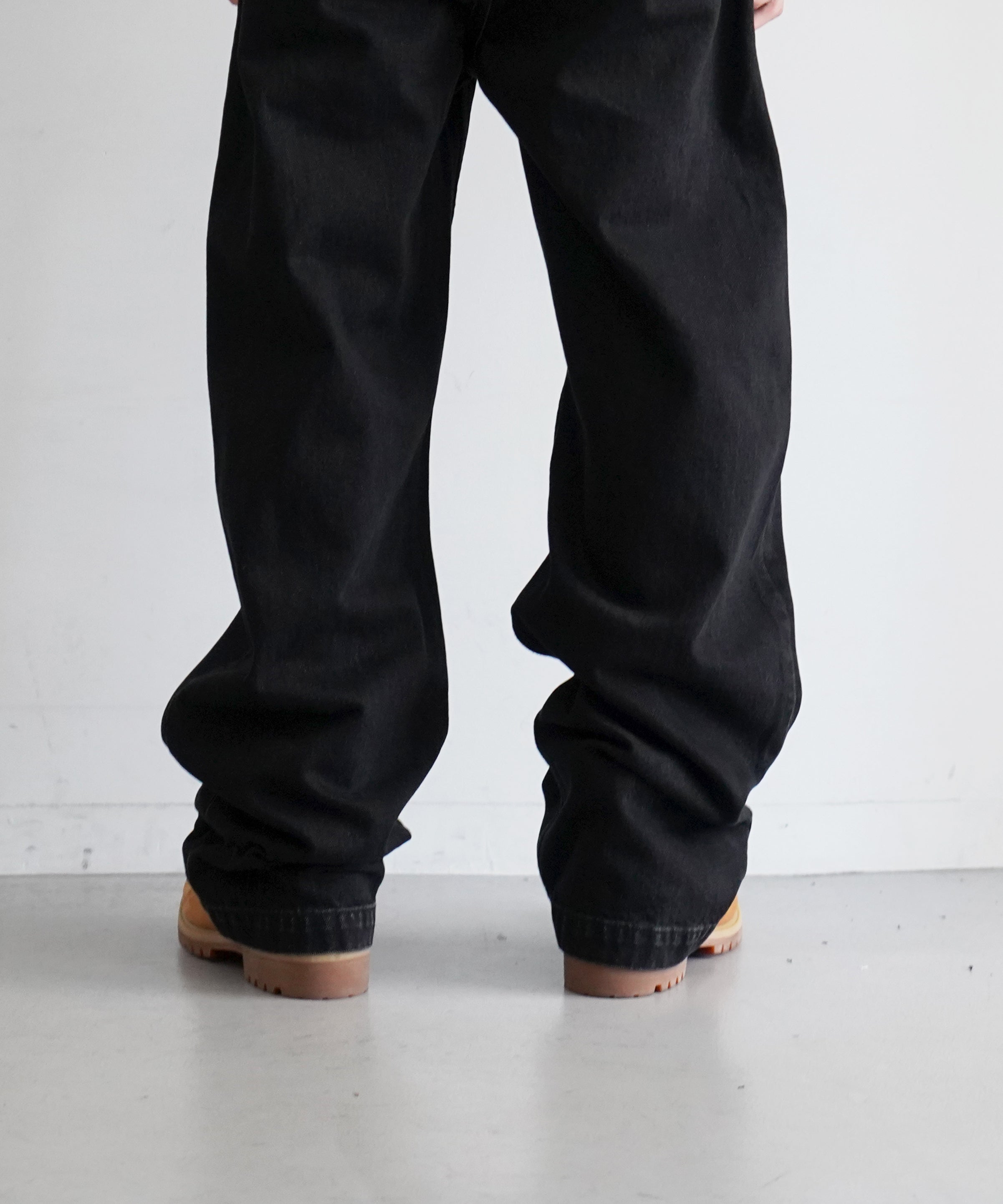 ENTIRE STUDIOS Gem jeans "MAGNETITE"