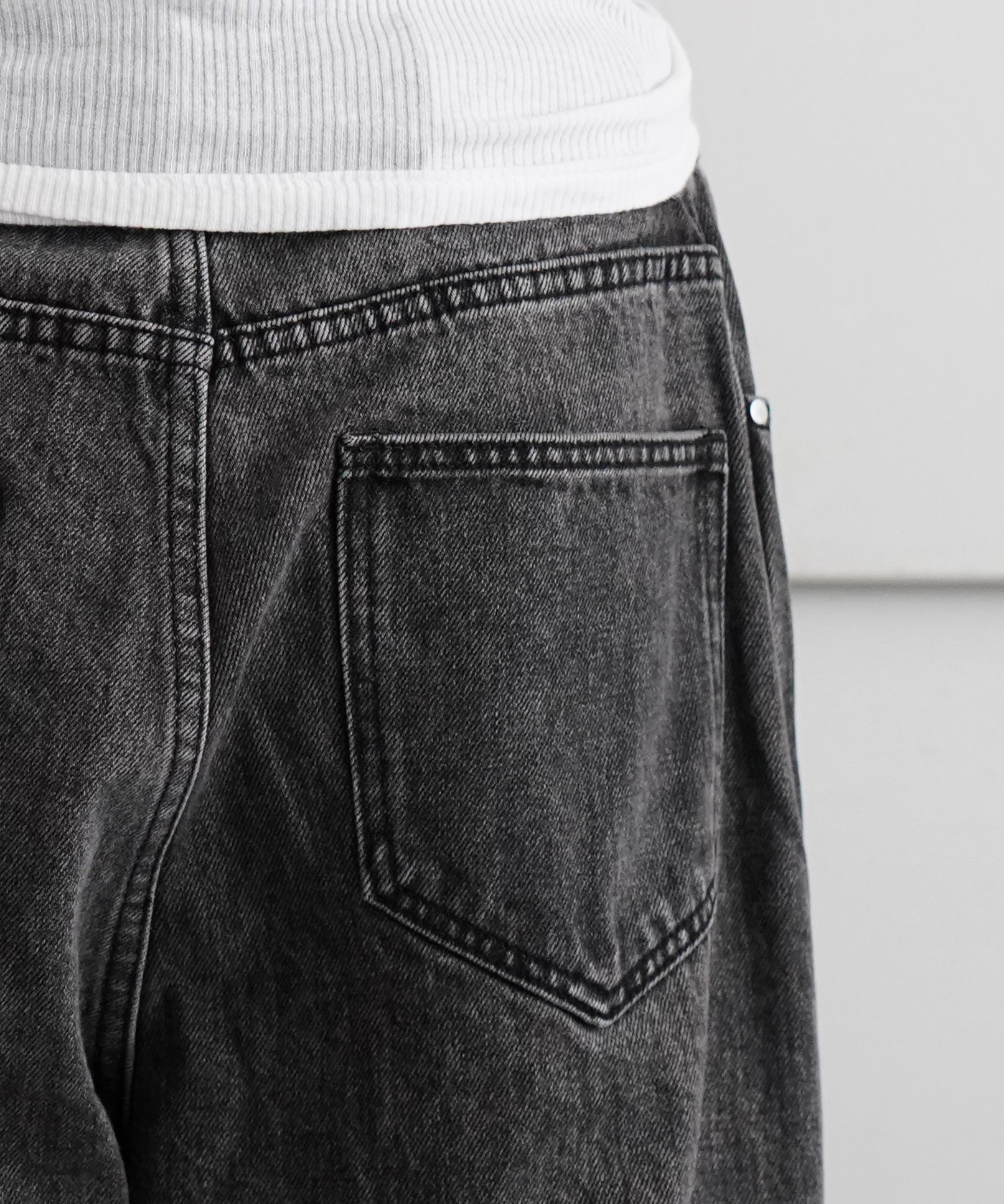 Basketcase lax baggy denim "FADED BLACK"