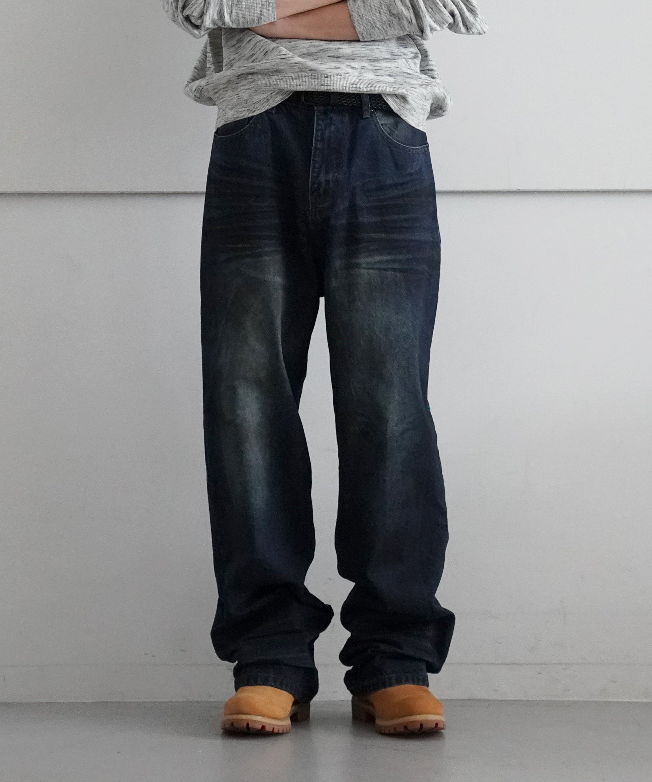 Basketcase lax baggy denim "FADED BLACK"