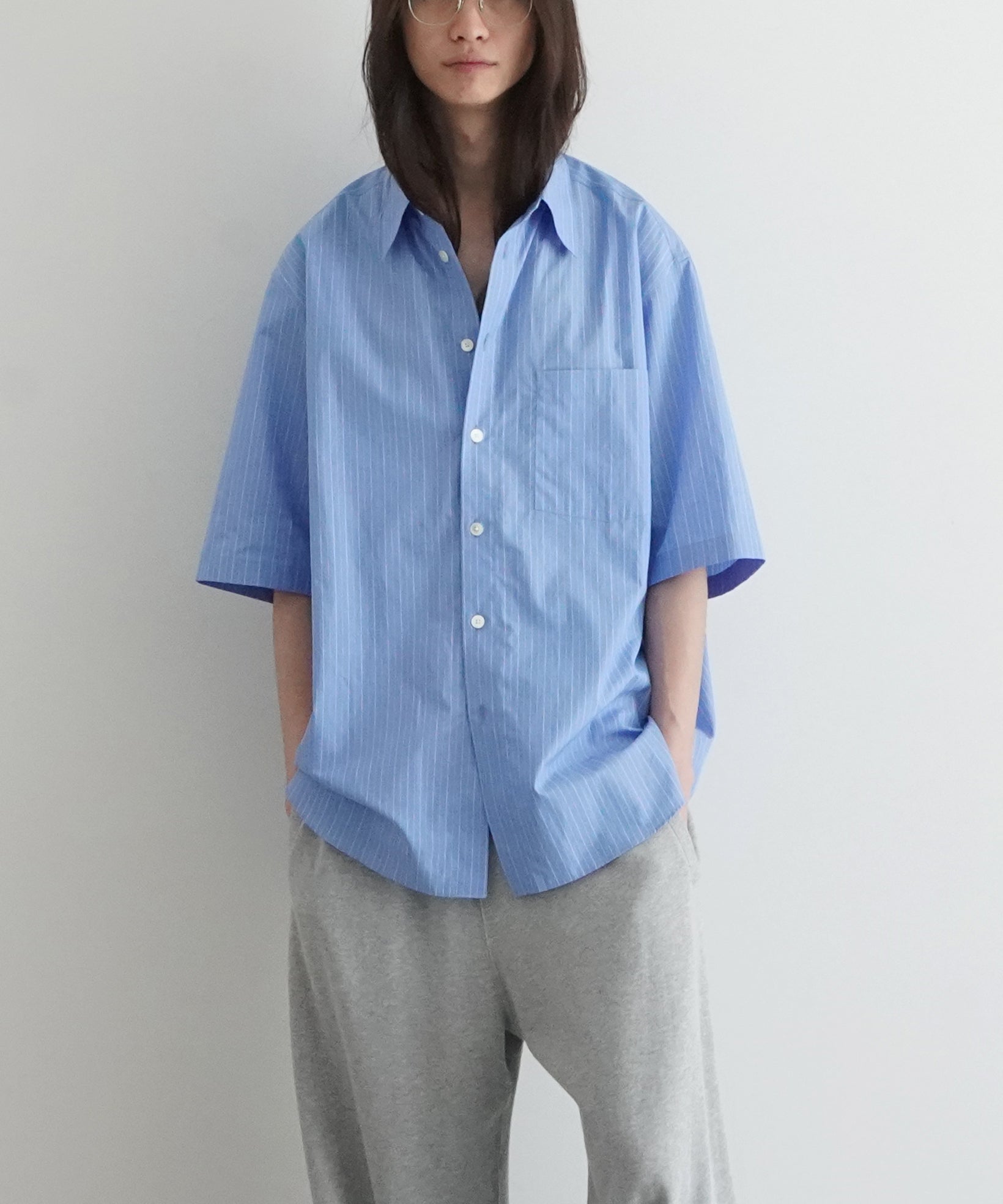 AURALEE Suvin high count cloth stripe half sleeved shirt "BLUE STRIPE"