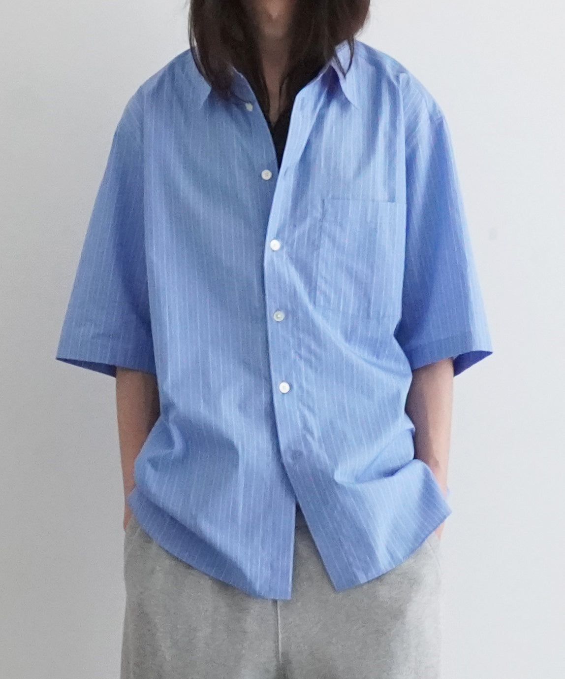 AURALEE Suvin high count cloth stripe half sleeved shirt "BLUE STRIPE"