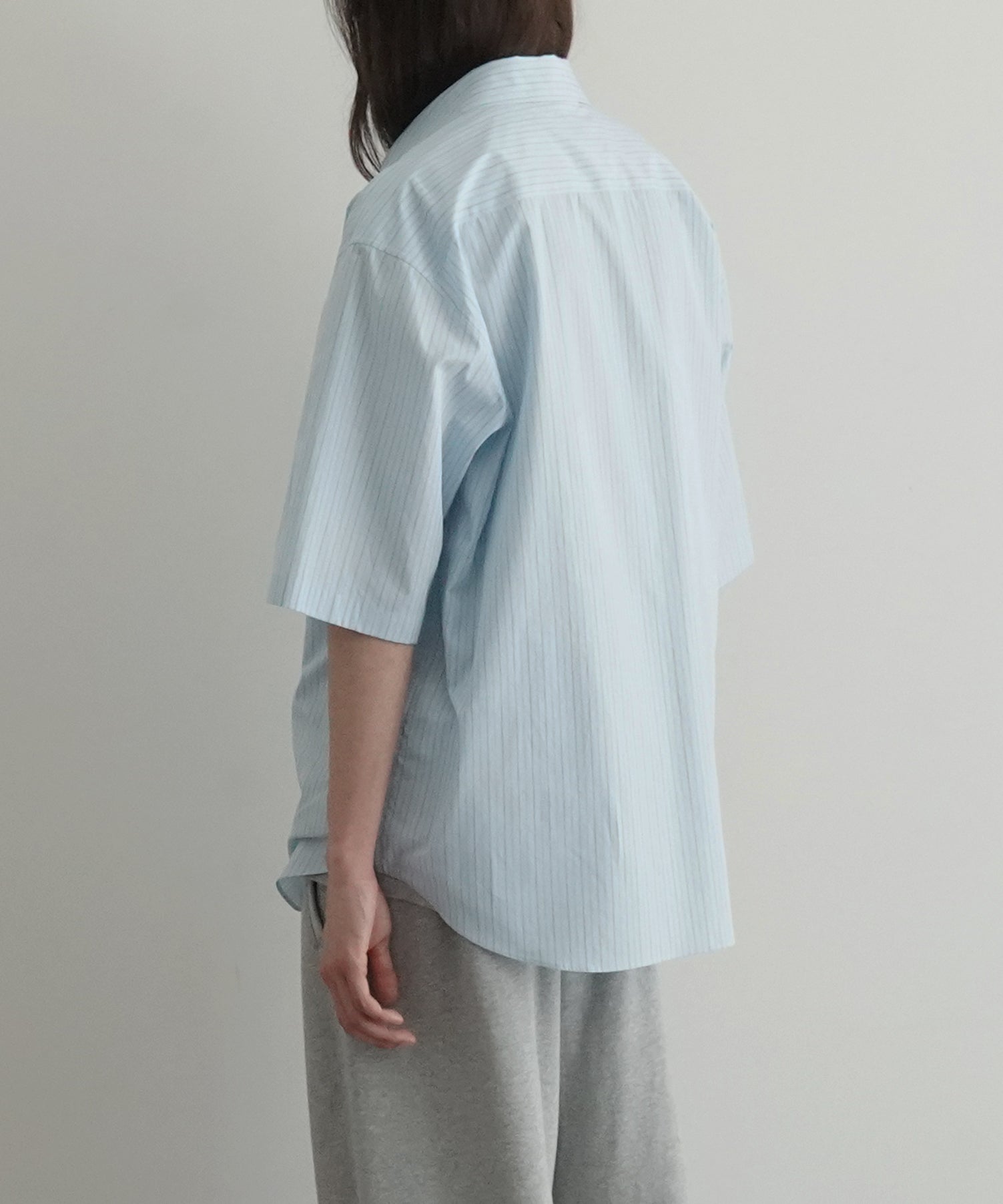 AURALEE Suvin high count cloth stripe half sleeved shirt "LIGHT BLUE STRIPE"