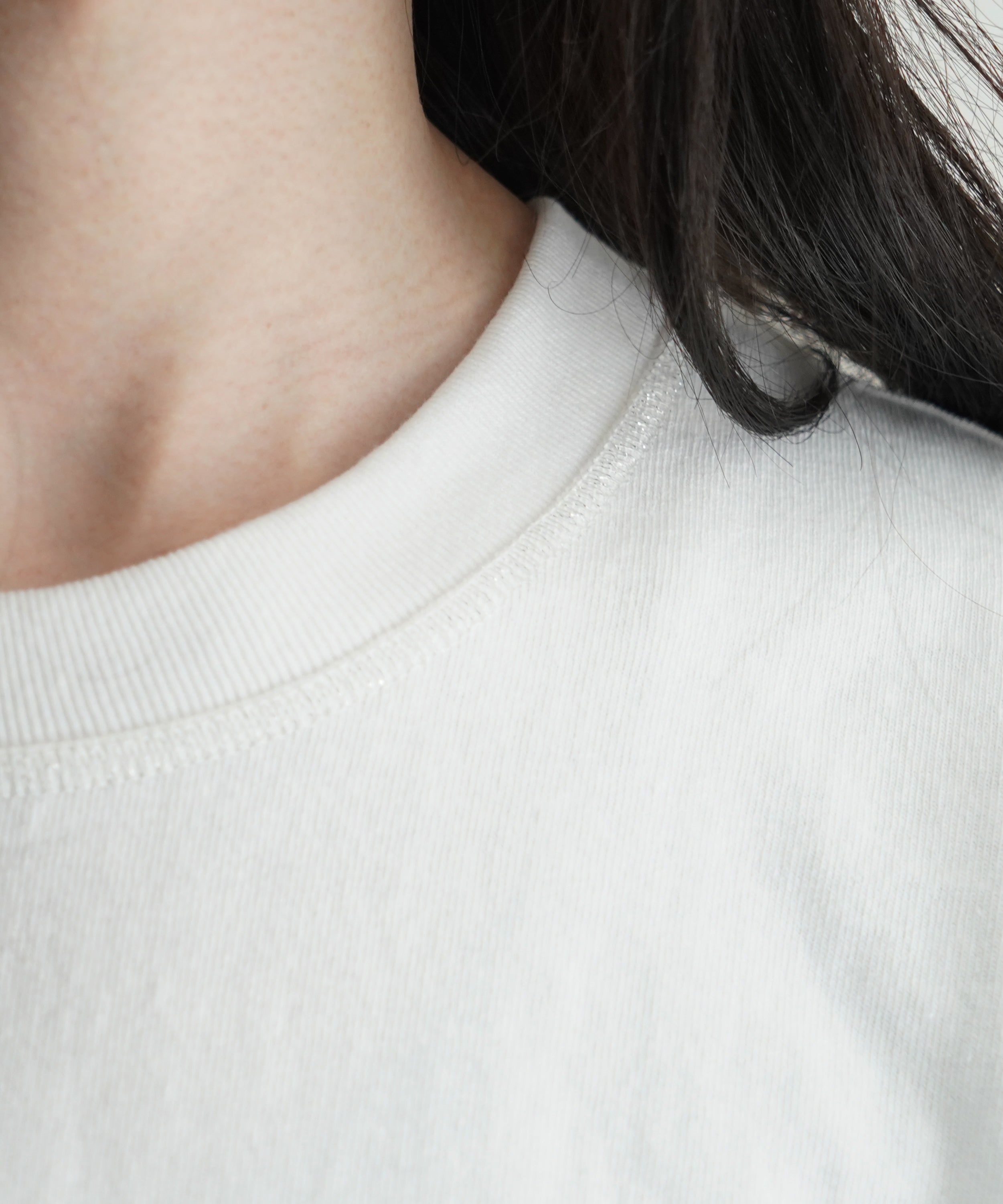 OLD FOLK HOUSE Jewelry t-shirt "WHITE"
