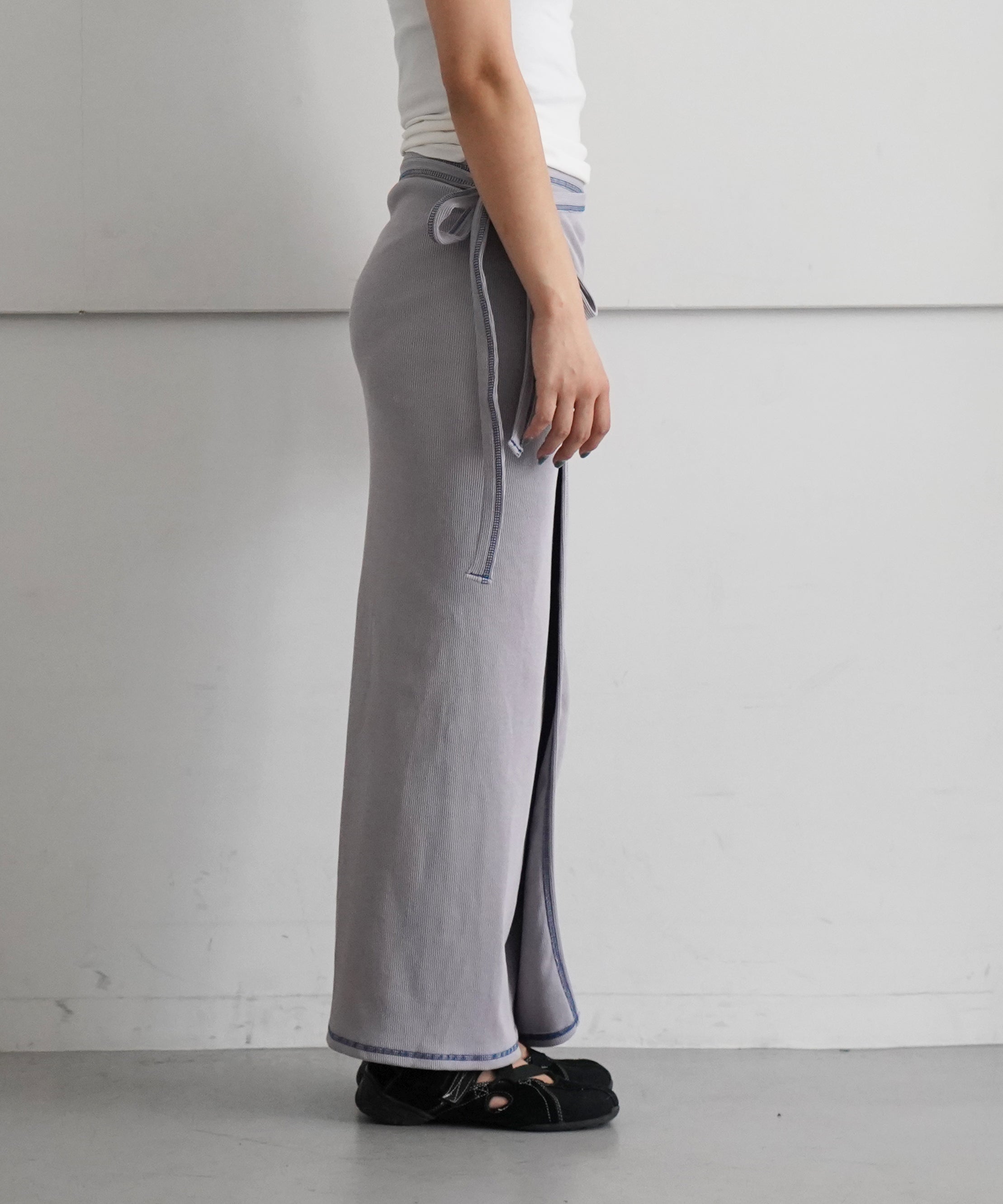 Baserange Garble wrap skirt "GREY"