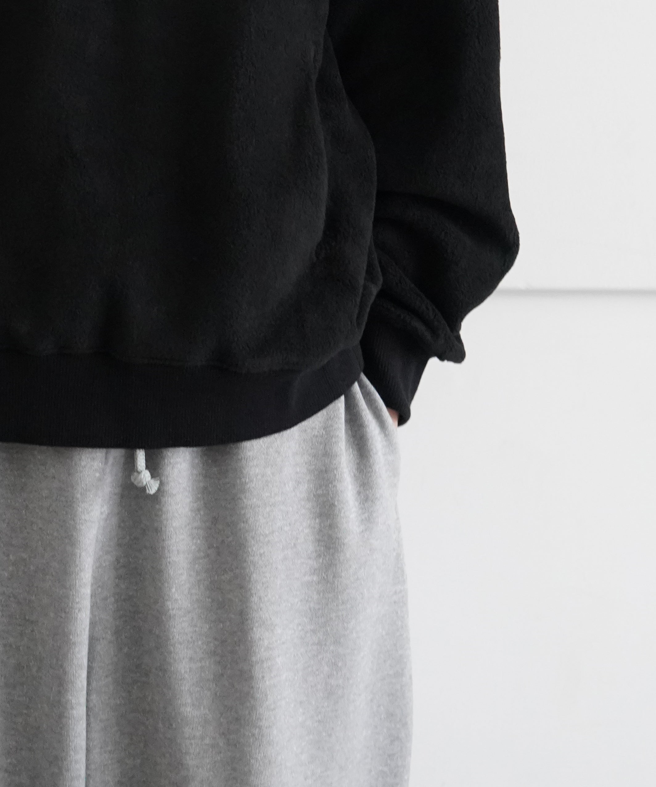 FAX COPY EXPRESS Fleece sweatshirt with stand collar "BLACK"