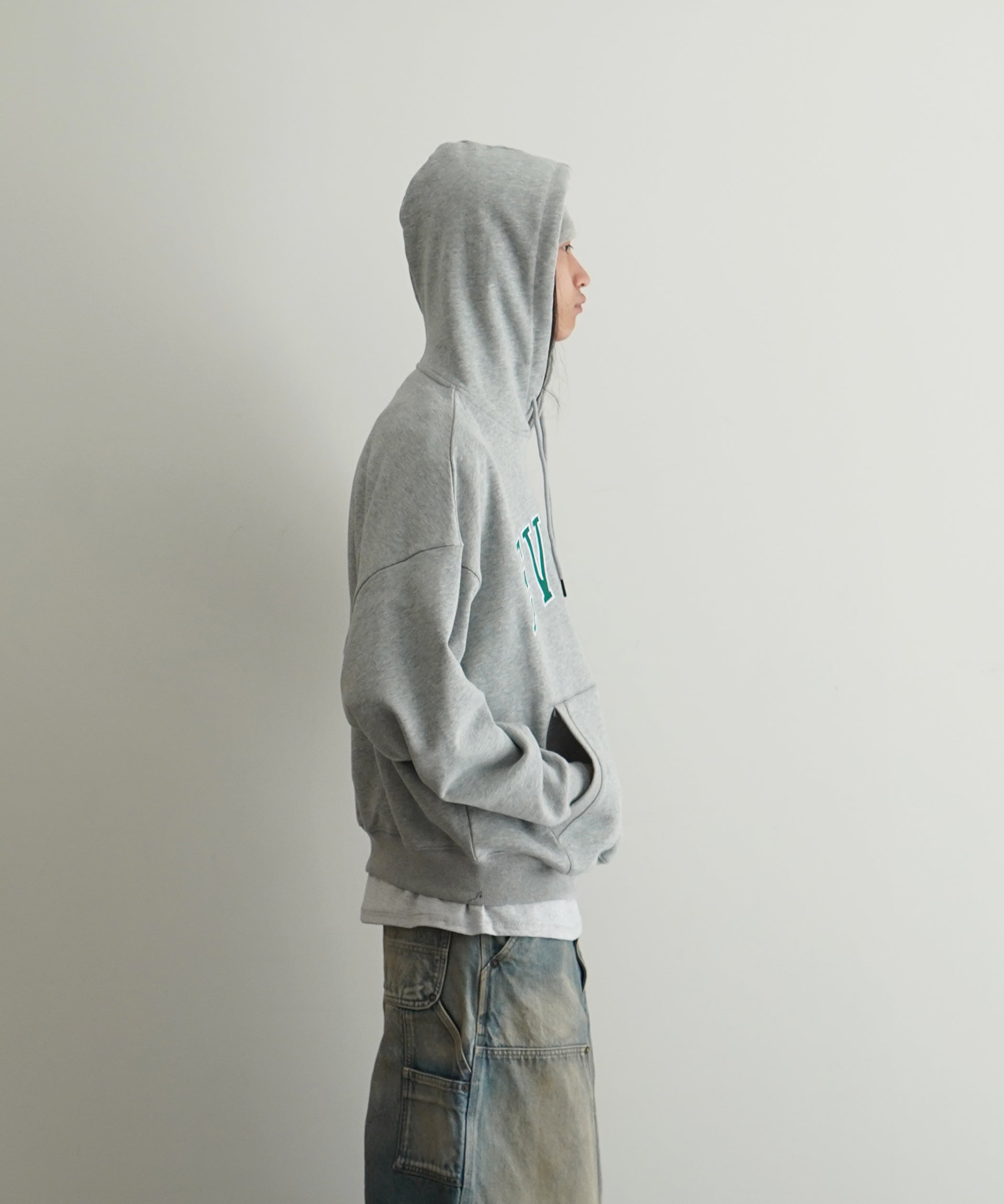 Evisen Skateboardsゑ College logo hoodie "MUSTARD"