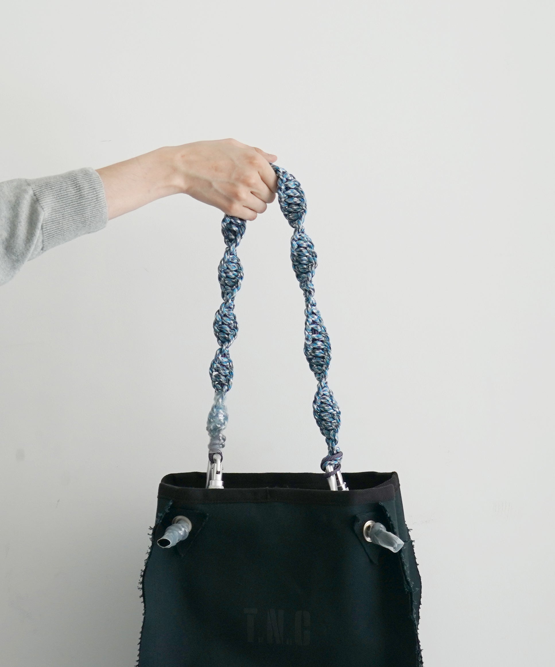 FAF(FAKE AS FLOWERS) Shoulder strap "BLUE"