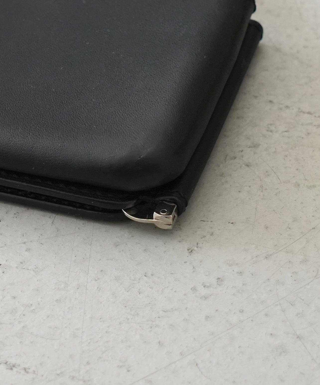 ED ROBERT JUDSON Molded money clip wallet "BLACK"