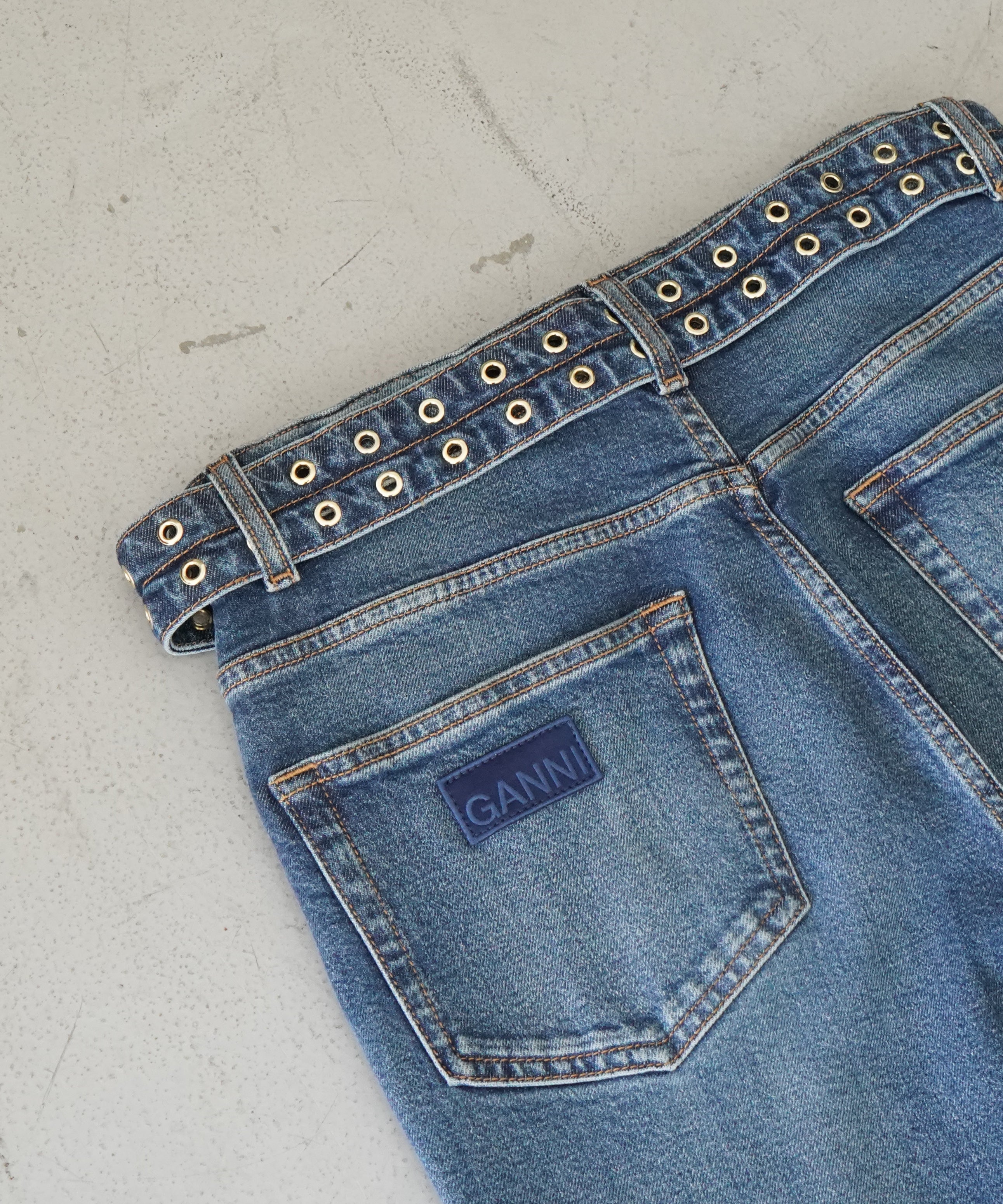 GANNI Stretch future denim carri belt "MBLUEVINTG"
