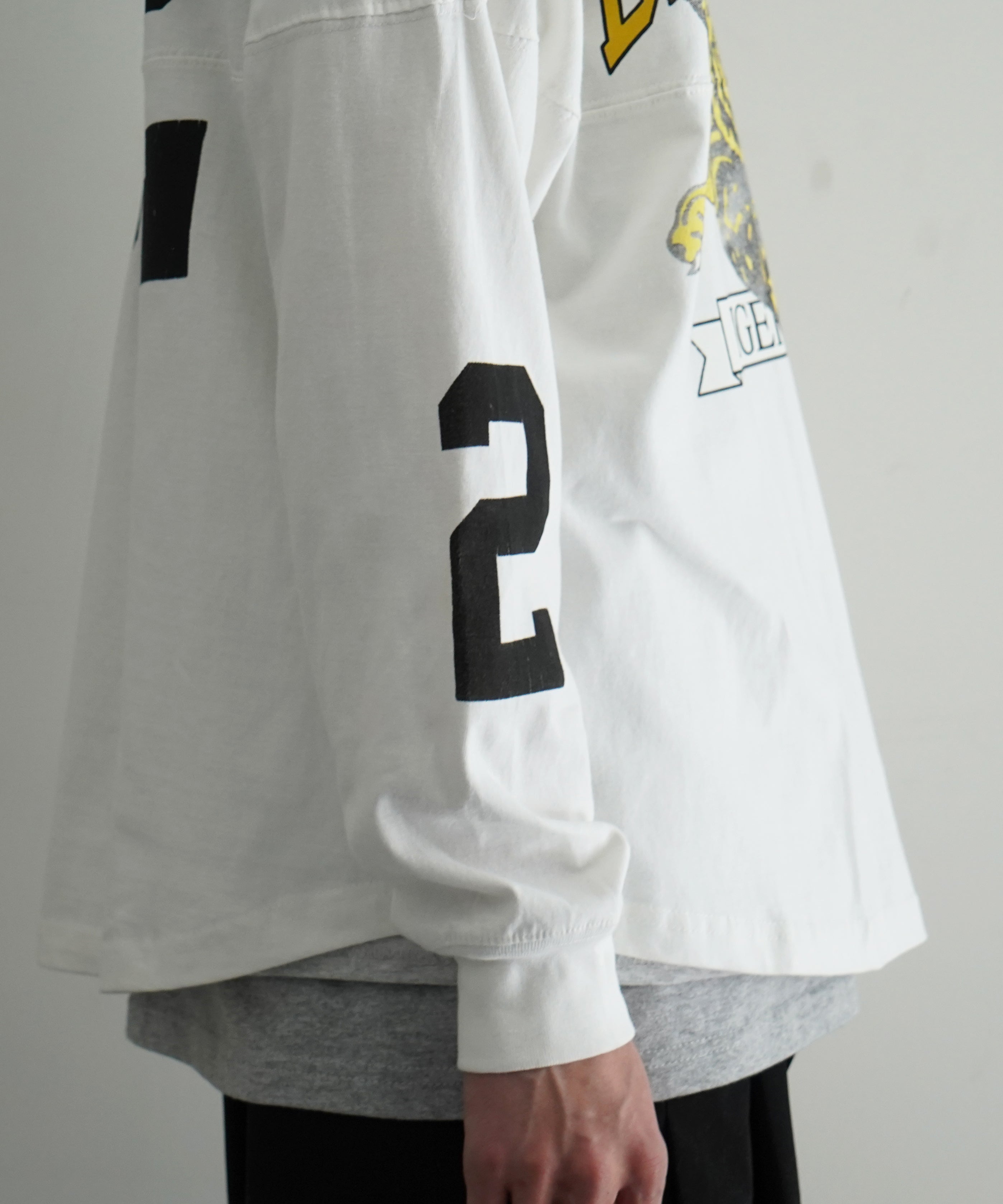 Basketcase Tiger, football longsleeve "WHITE"
