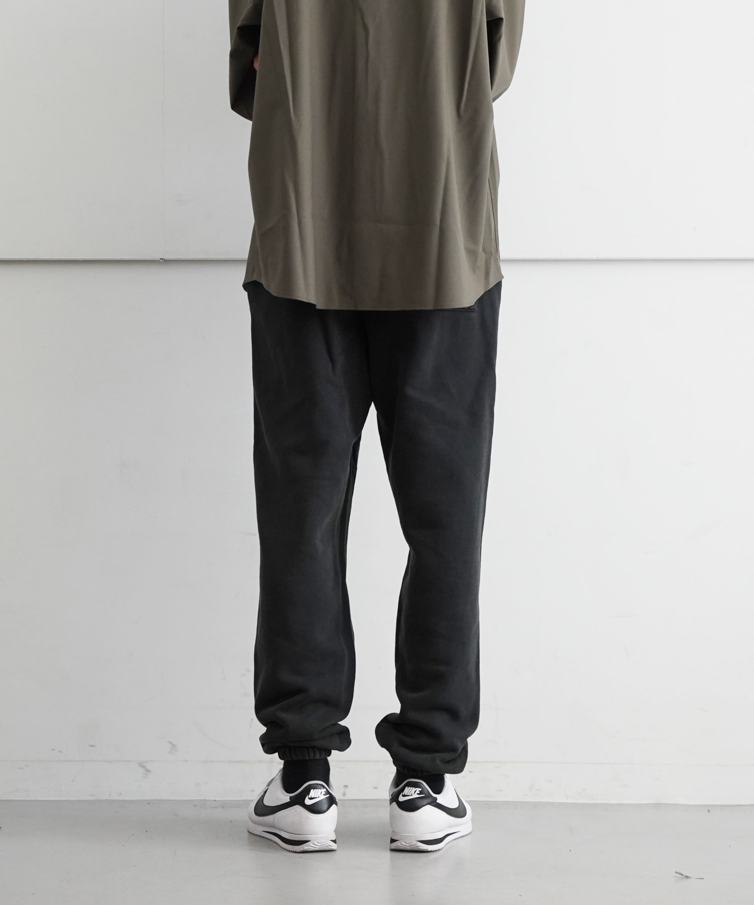 ENTIRE STUDIOS Heavy sweatpant "WASHED BLACK"