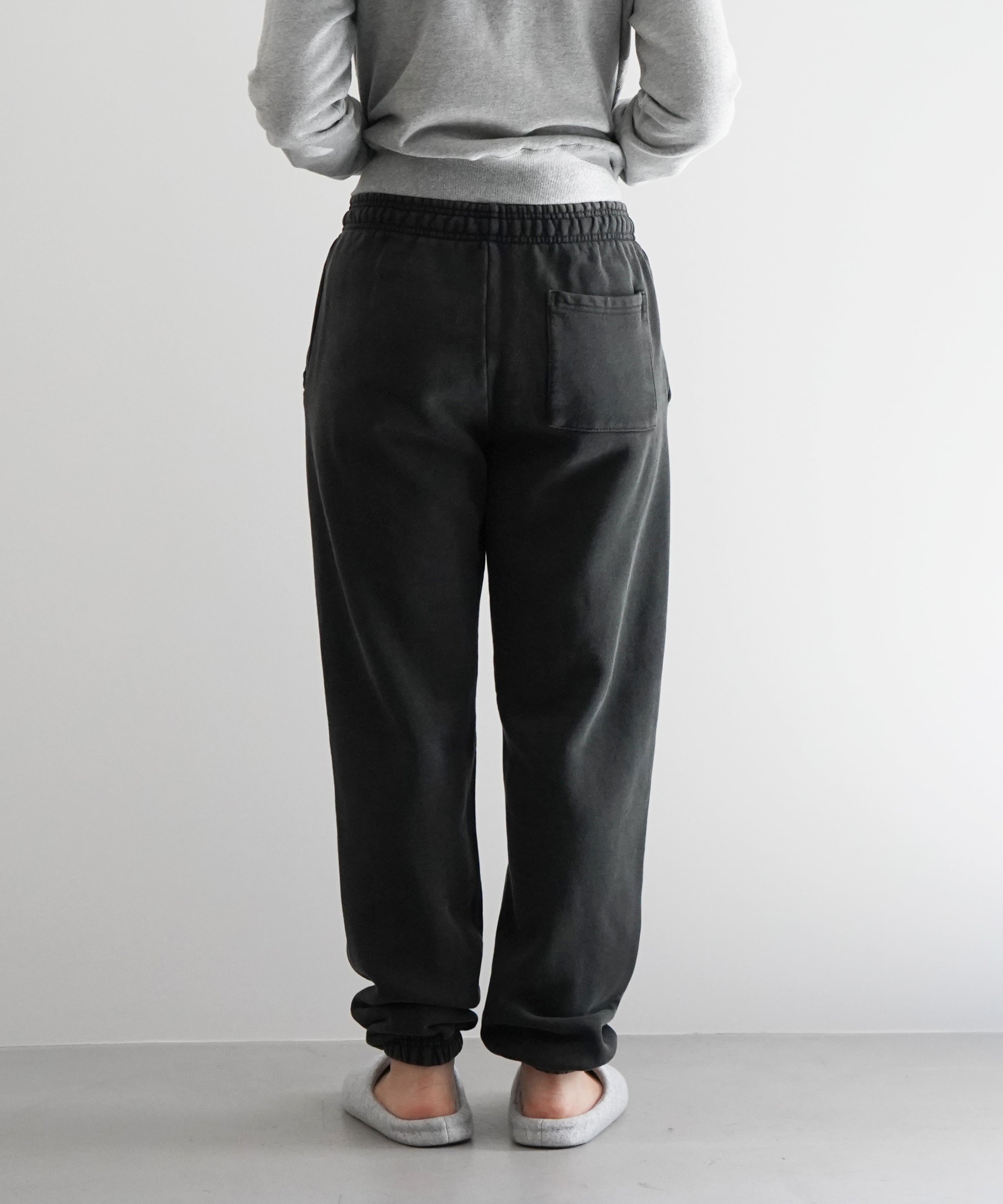 ENTIRE STUDIOS Heavy sweatpant "WASHED BLACK"