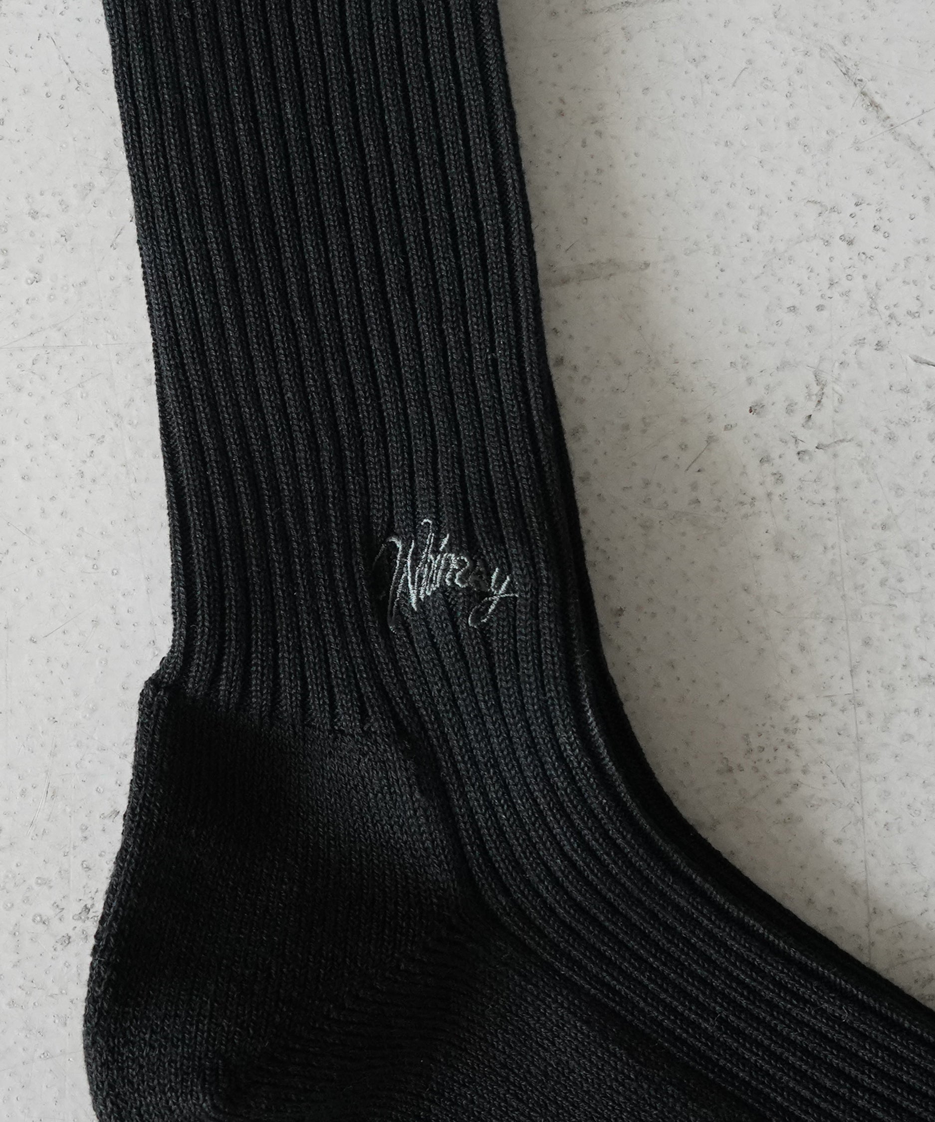 Whimsy Emjay socks "BLACK"