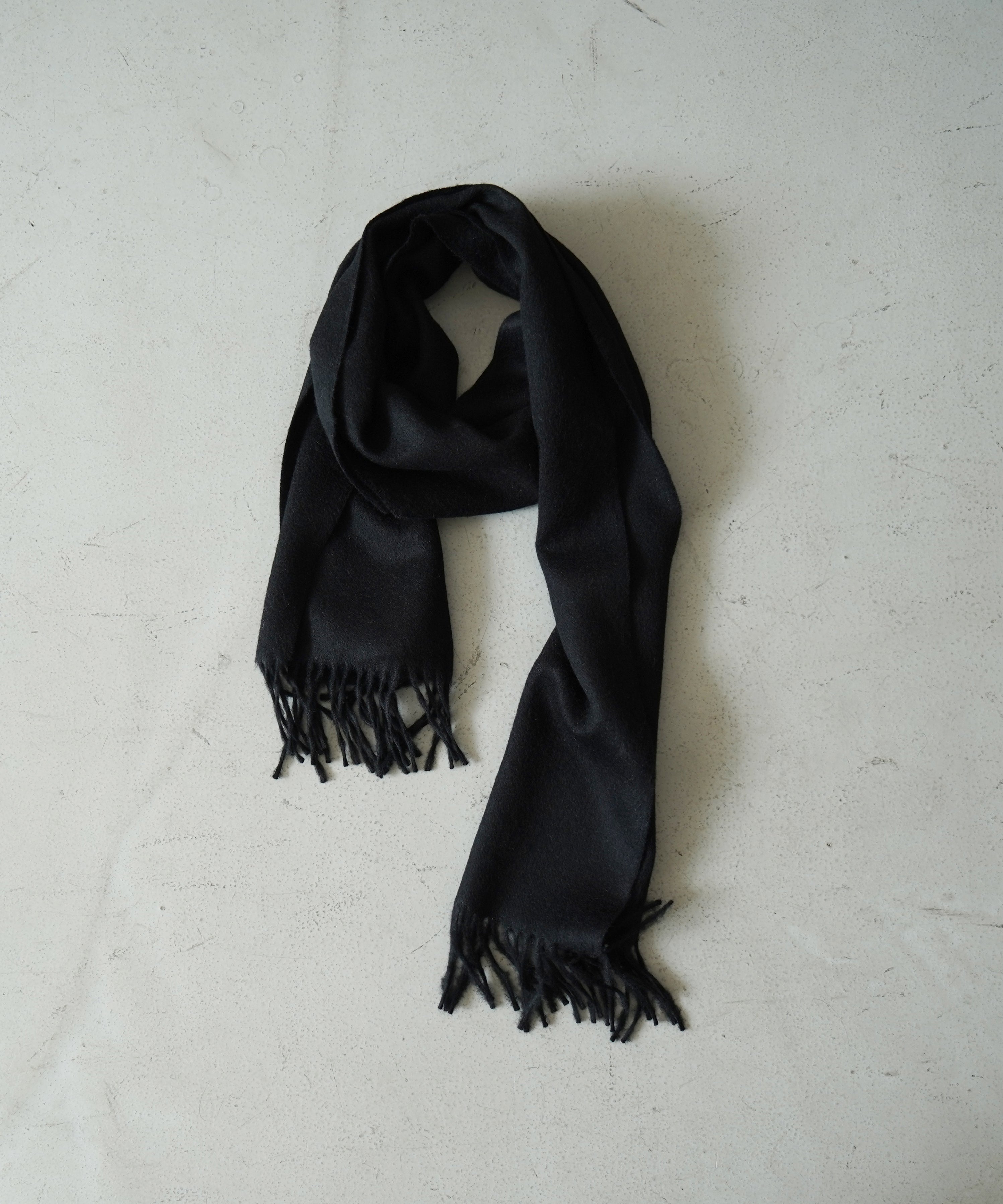 The Inoue Brothers Brushed scarf "ELECTRIC BLUE"
