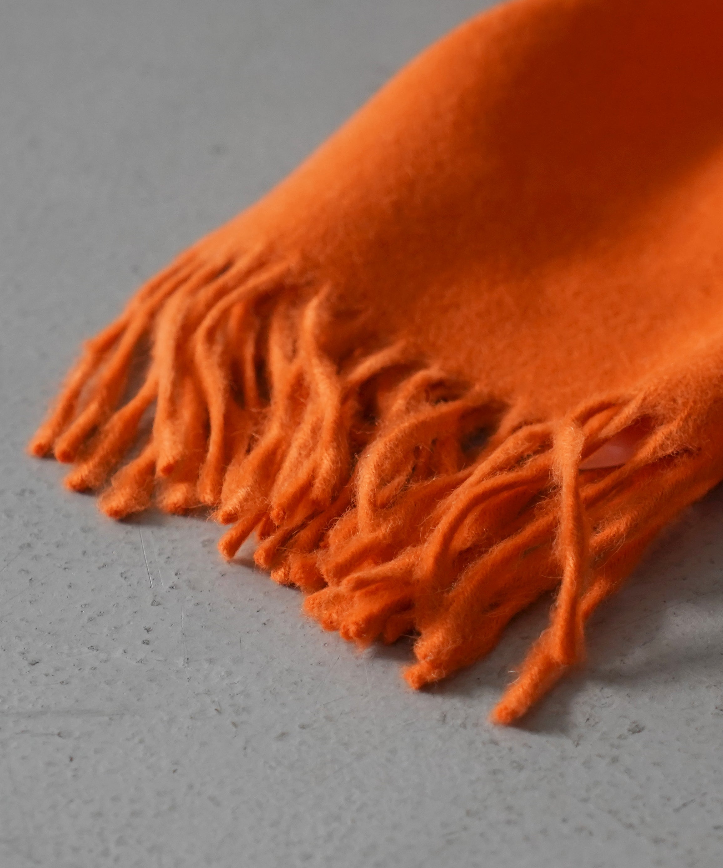 The Inoue Brothers Brushed scarf "ORANGE"
