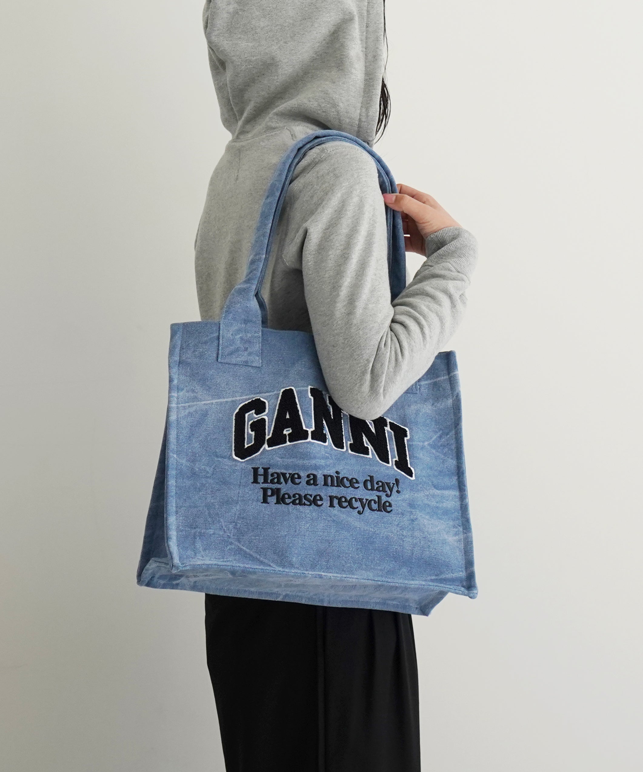 GANNI Large easy shopper "LIGHT BLUE VINTAGE"