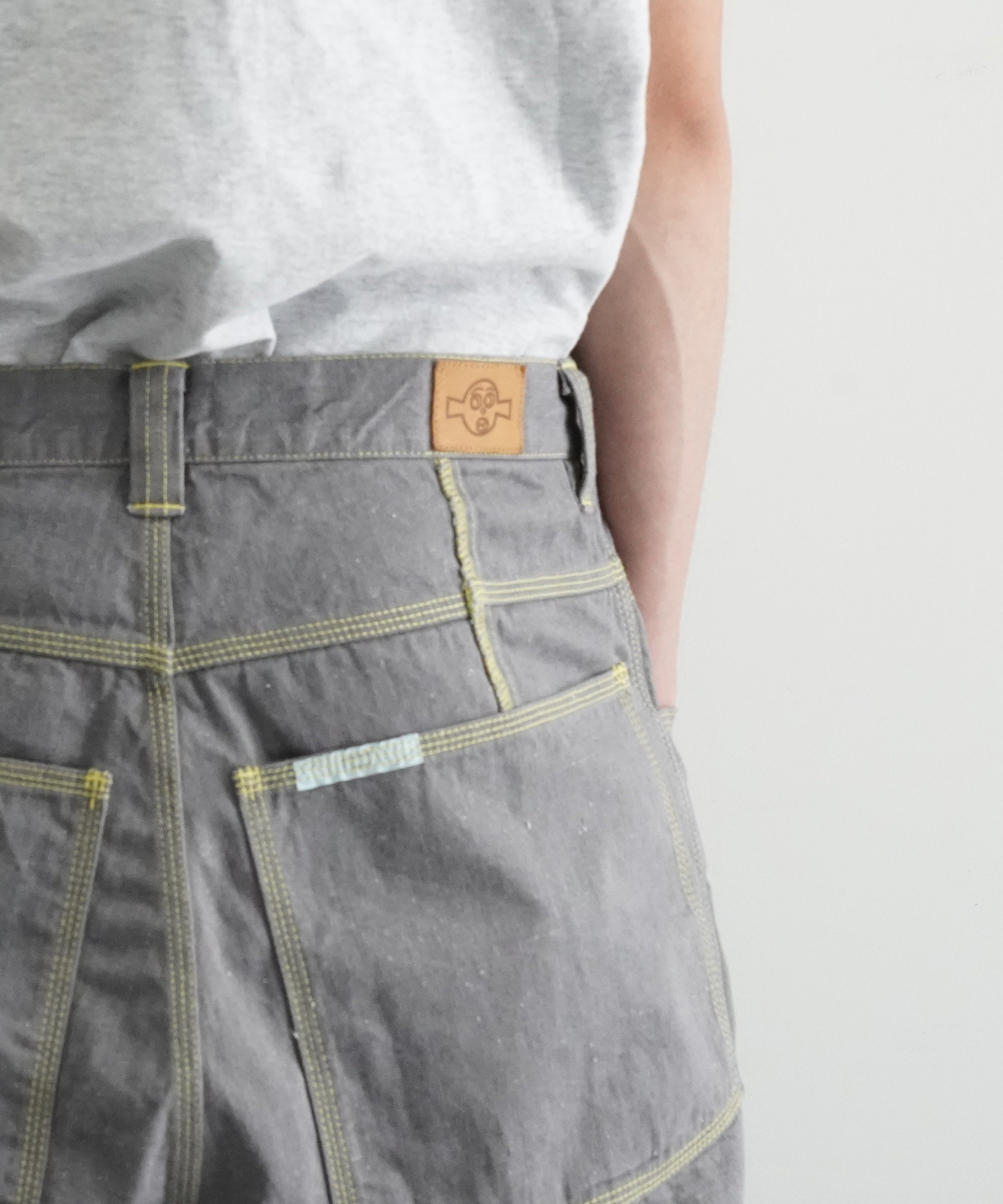 gourmet jeans Lock stitch "GRAY"