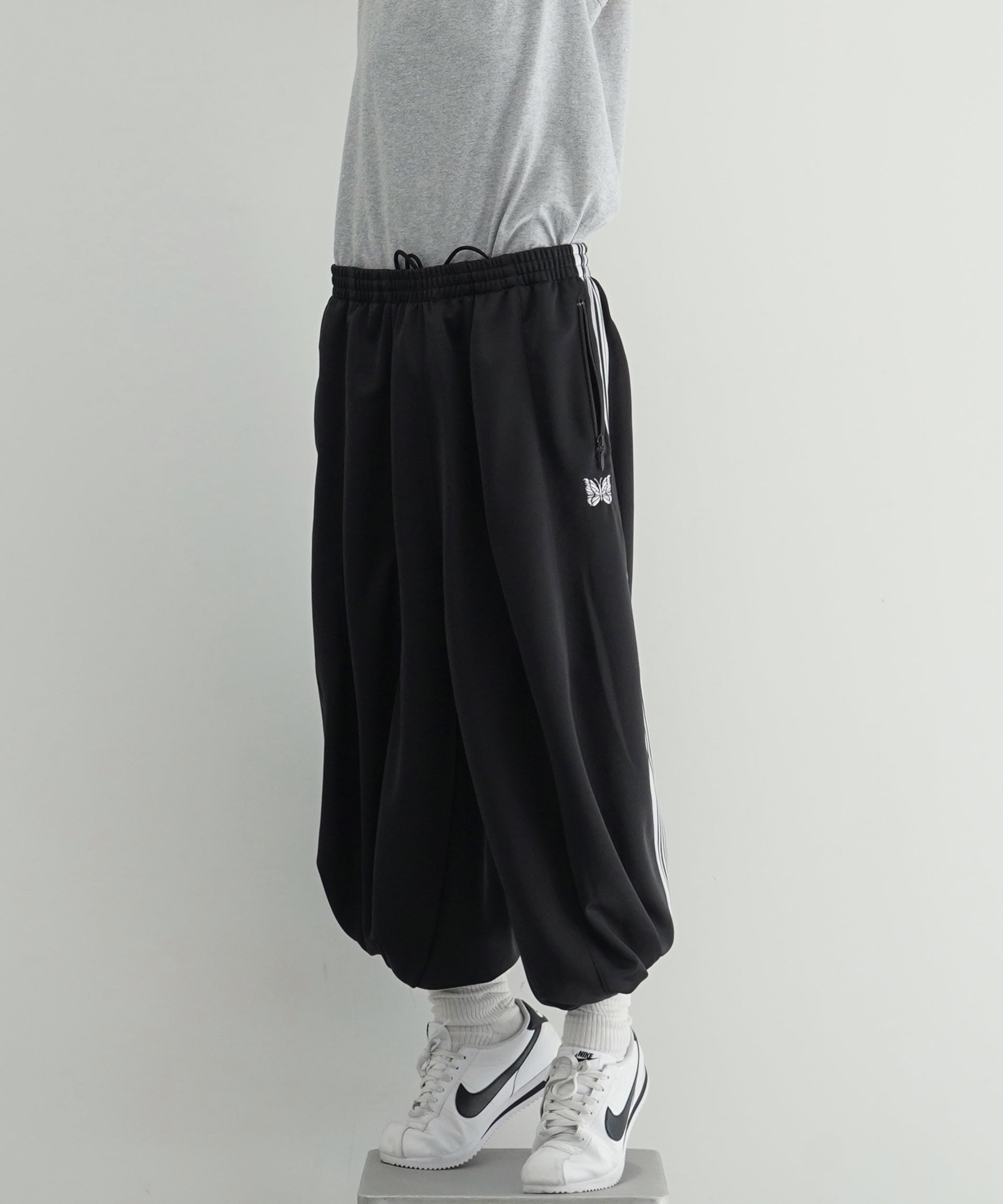 NEEDLES H.d. track pant -poly smooth "C-CHARCOAL / C"