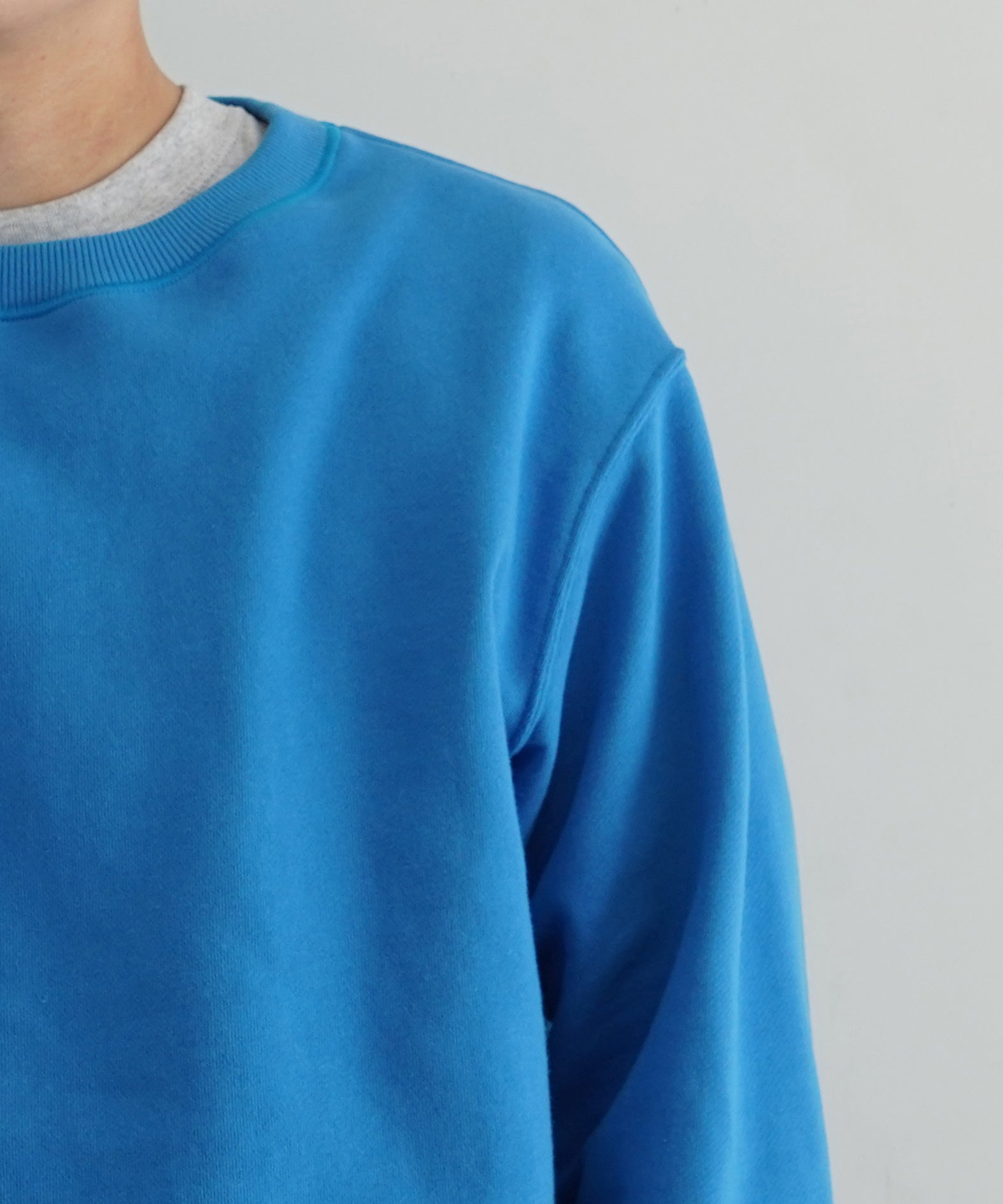 OLD FOLK HOUSE Plain sweatshirt "BLUE"
