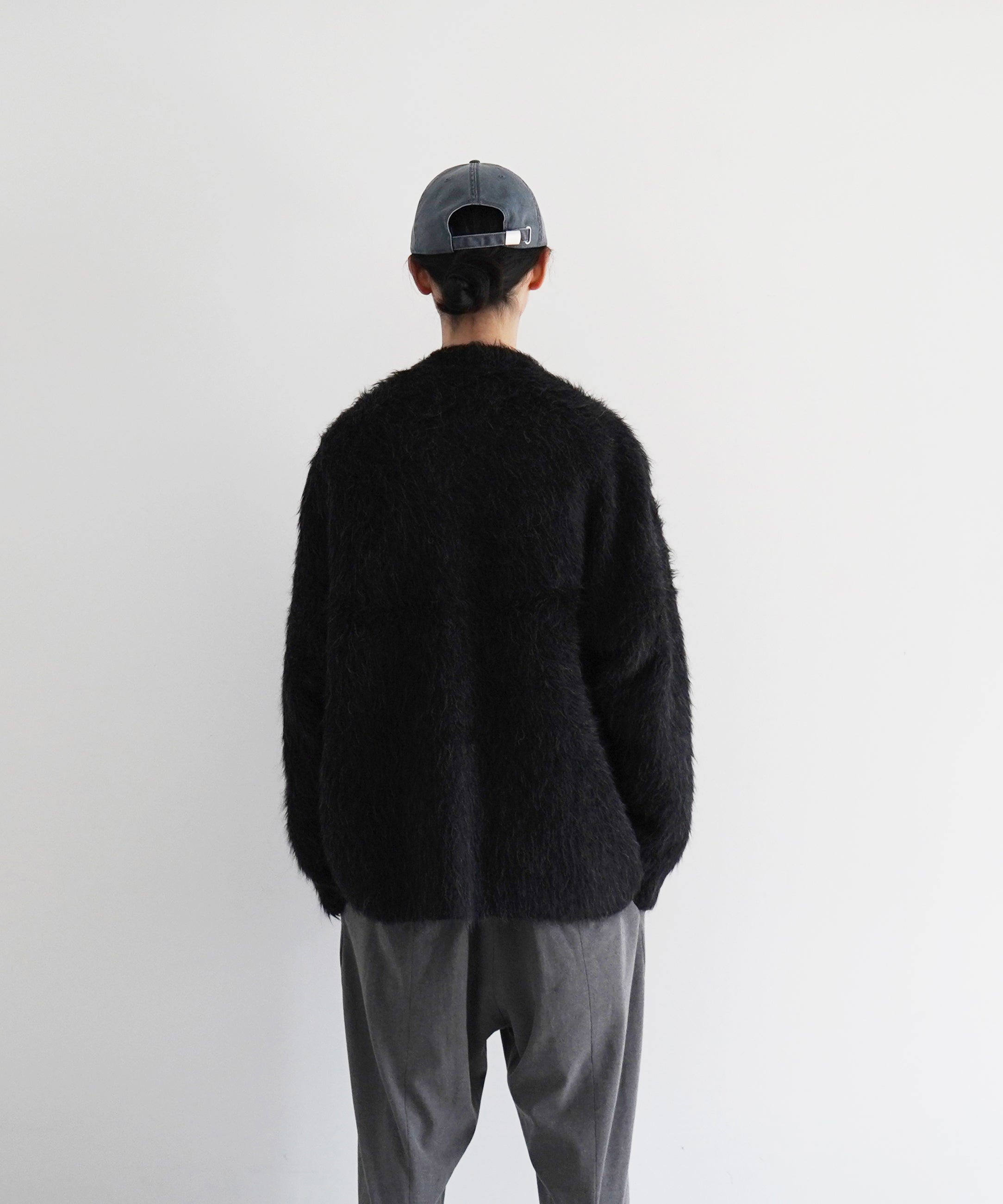The Inoue Brothers Suri alpaca cardigan "BLACK"