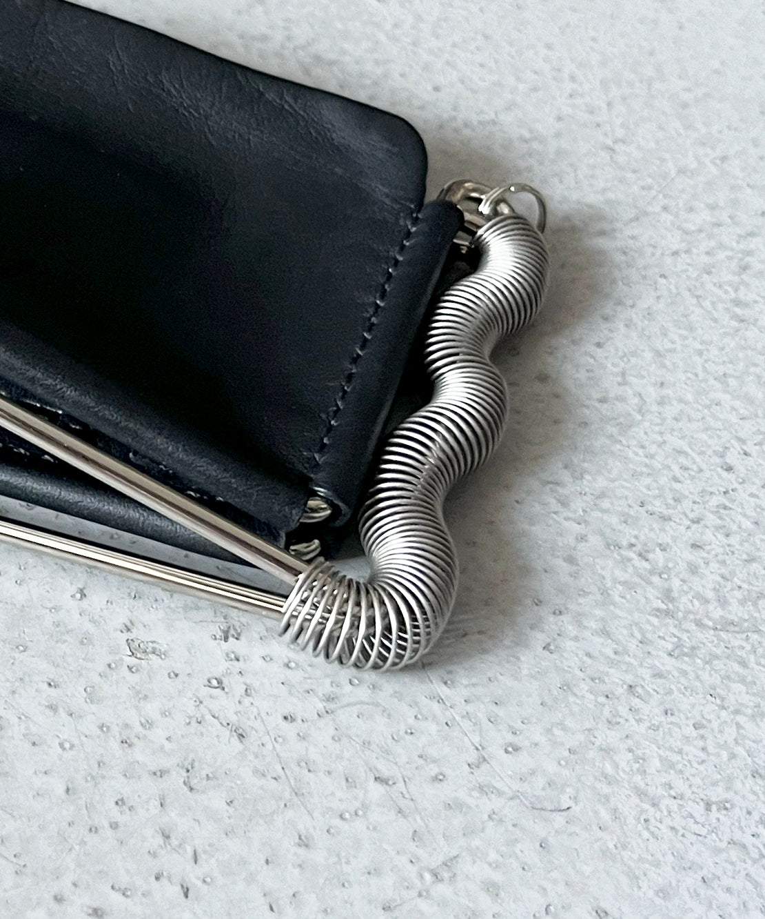 ED ROBERT JUDSON Coil spring coin case "BLACK"