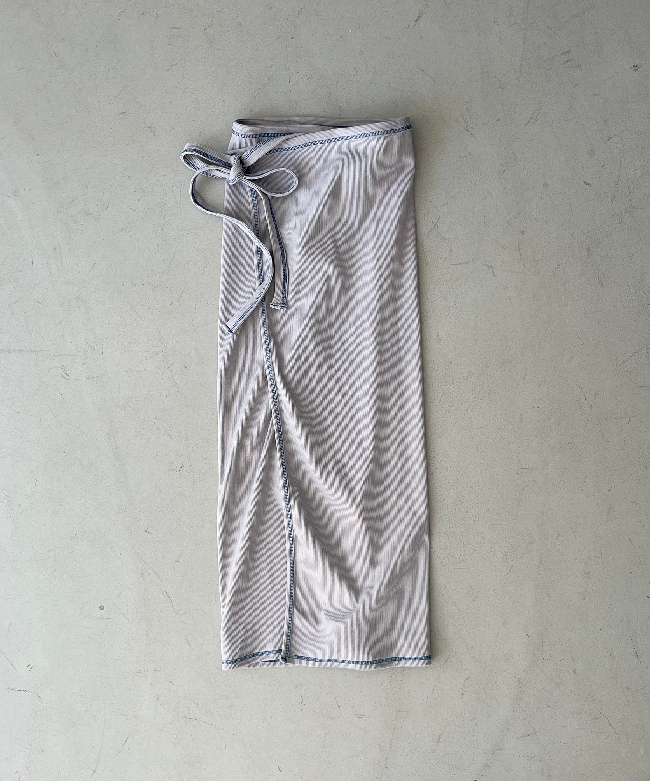 Baserange Garble wrap skirt "GREY"
