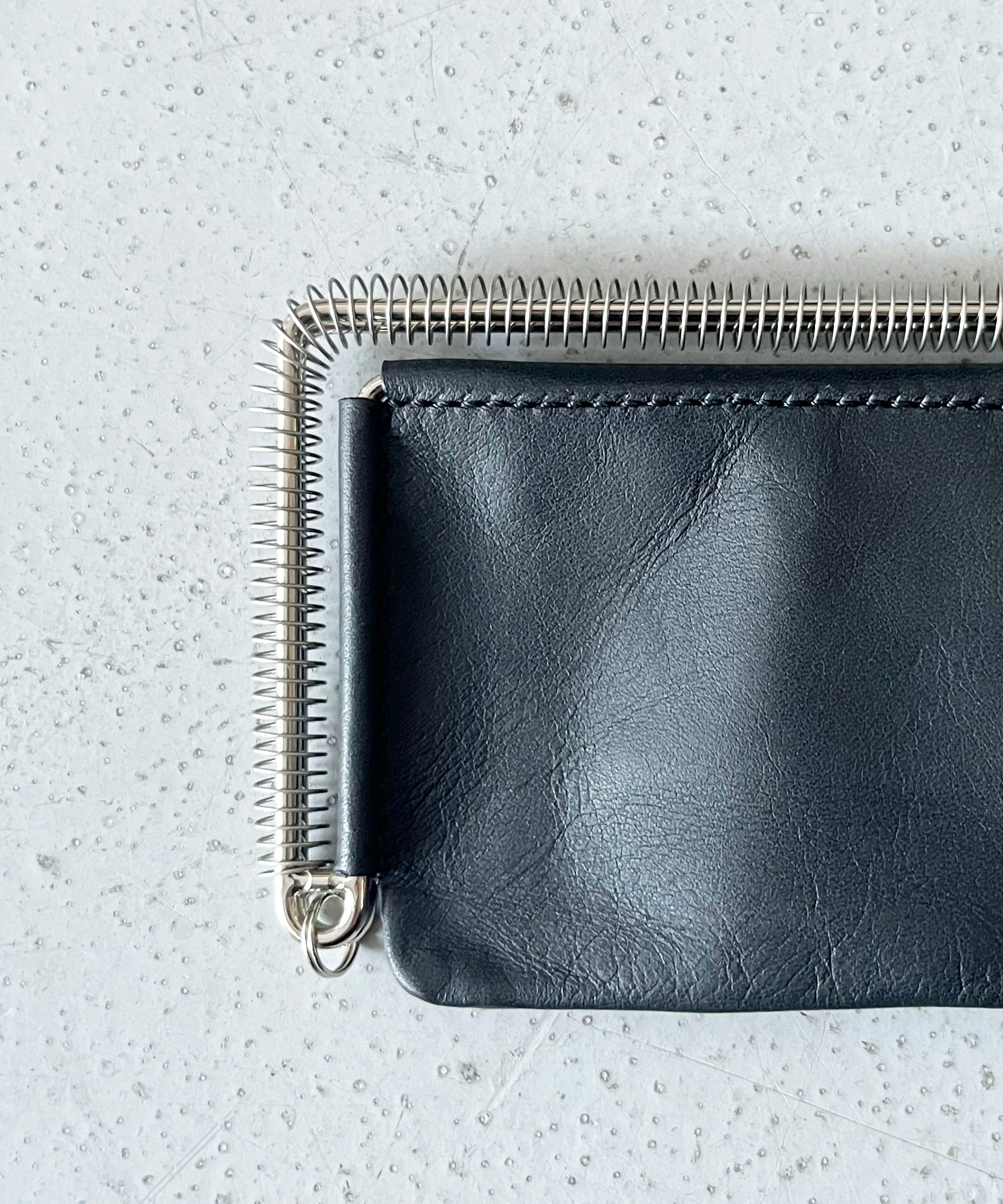 ED ROBERT JUDSON Coil spring coin case "BLACK"