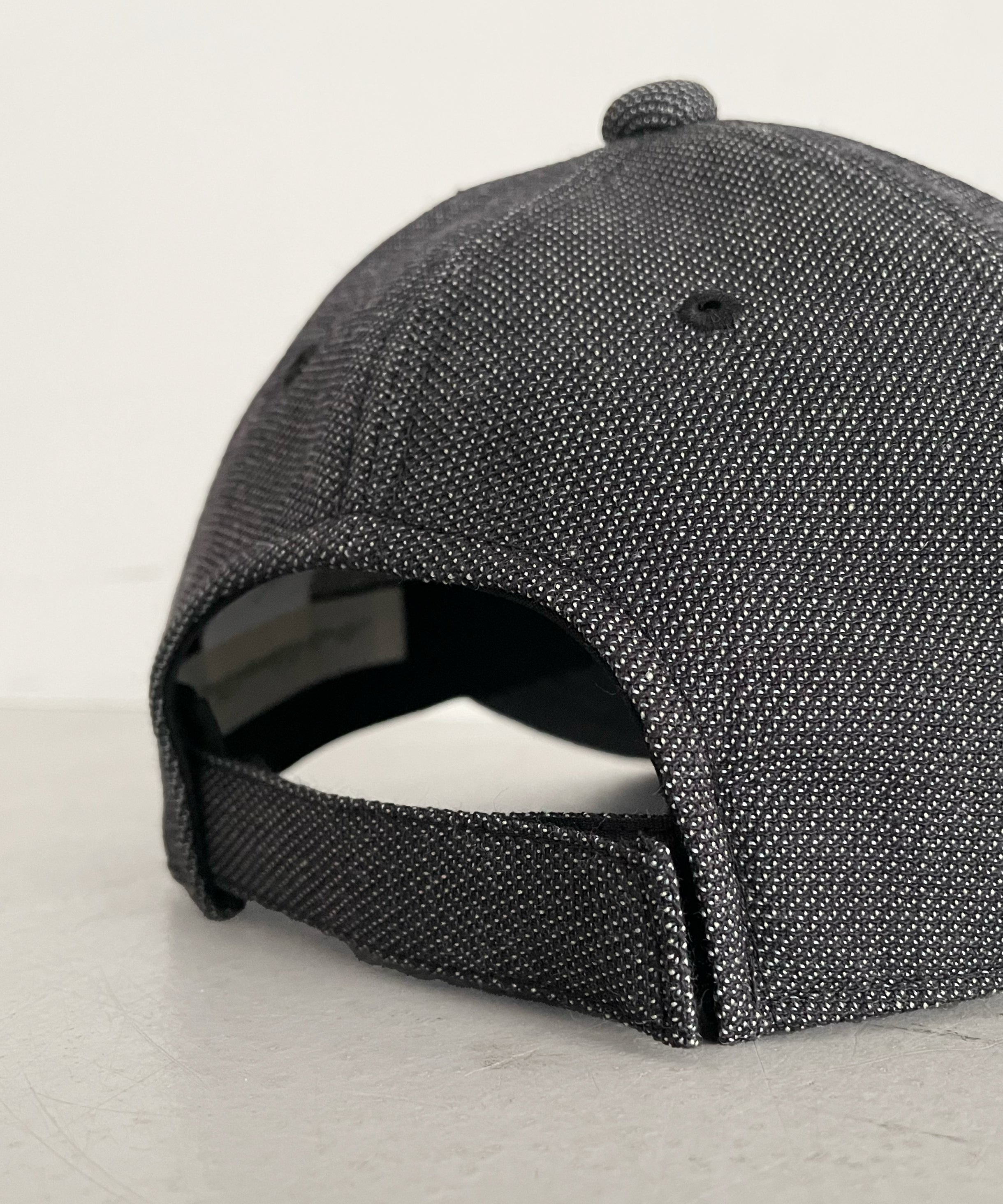 【EXCLUSIVE】ABELIA EDOWARD GOUCHA Aeg cap irre o "NAVY"