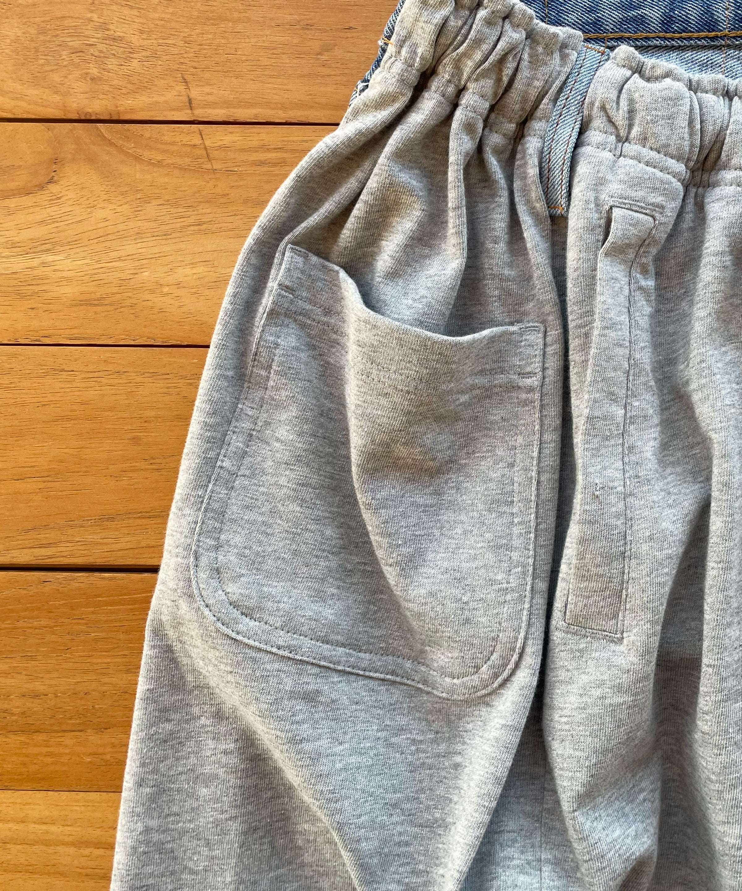 BLESS Over joggingshorts a "LIGHTGREY/DENIMBLUE"