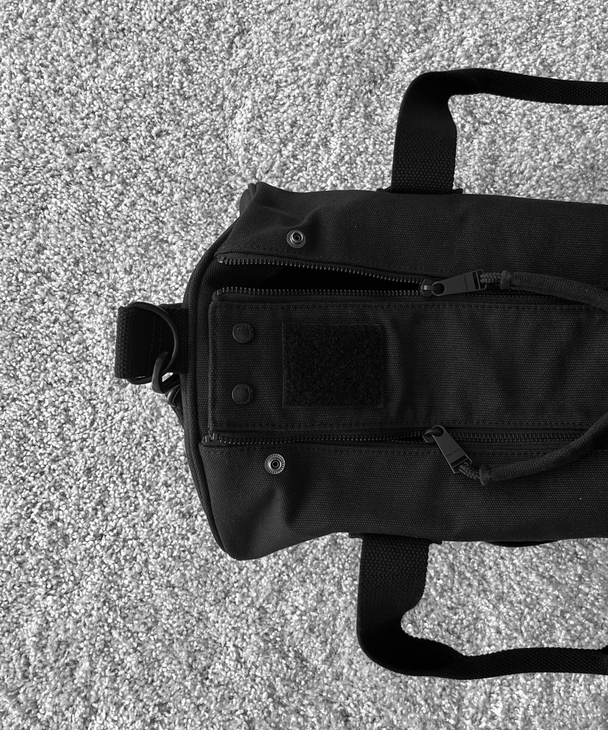 FRED PERRY Craig green barrel bag “BLACK”