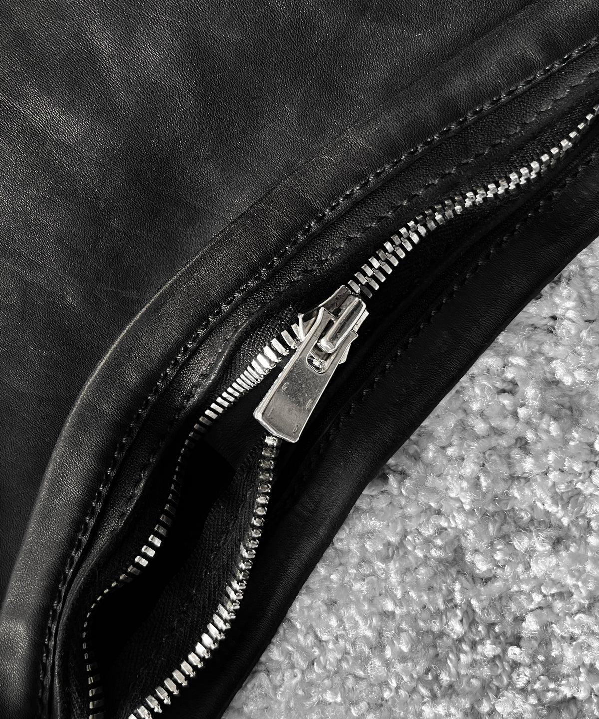GUIDI Cross-body bag “BLACK”