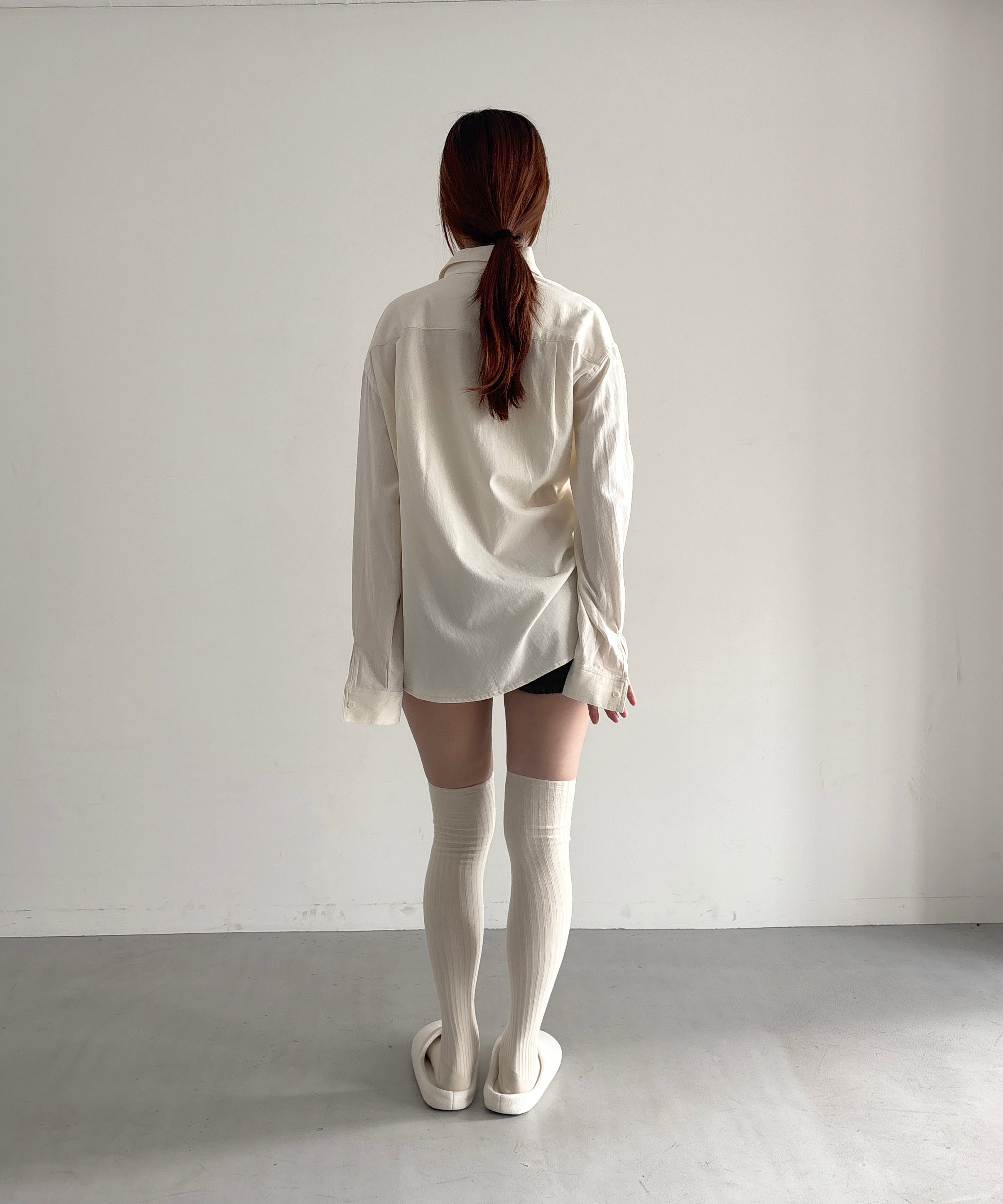 ULIKASANCTUS Half-hidden placket shirts "CREAM"