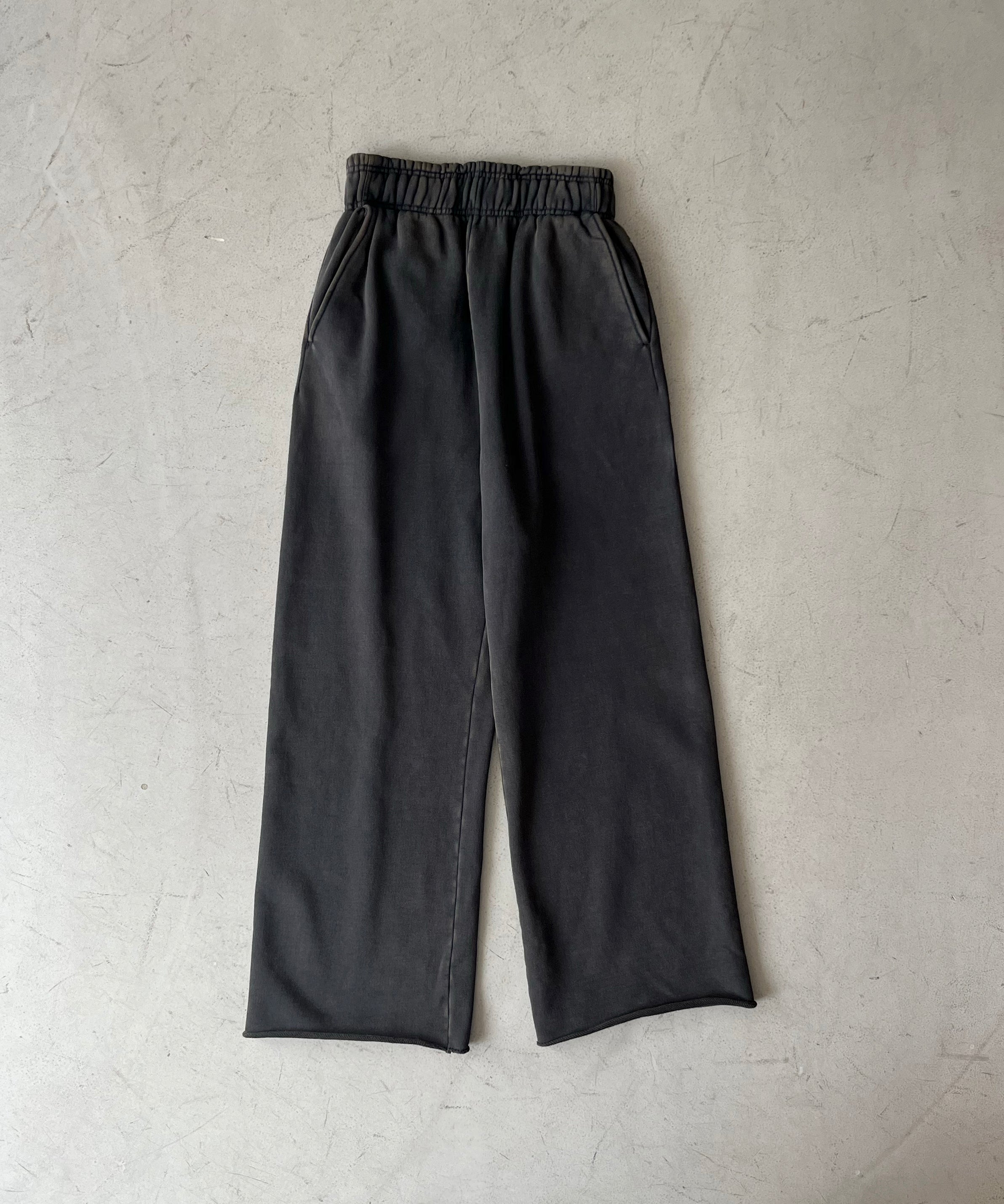 ENTIRE STUDIOS Full sweatpant "WASHED BLACK"