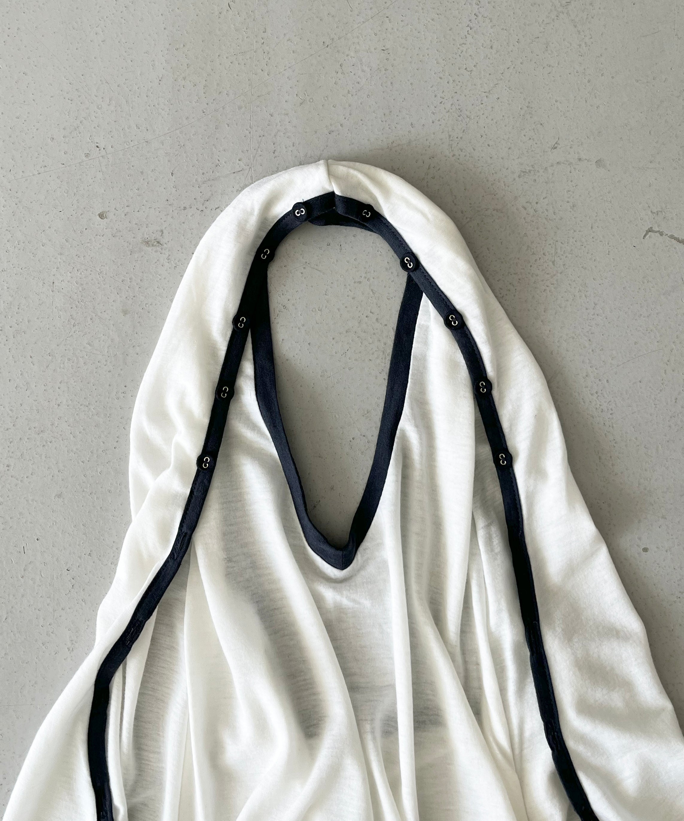 ULIKASANCTUS Halter warp sleeveless "IVORY"