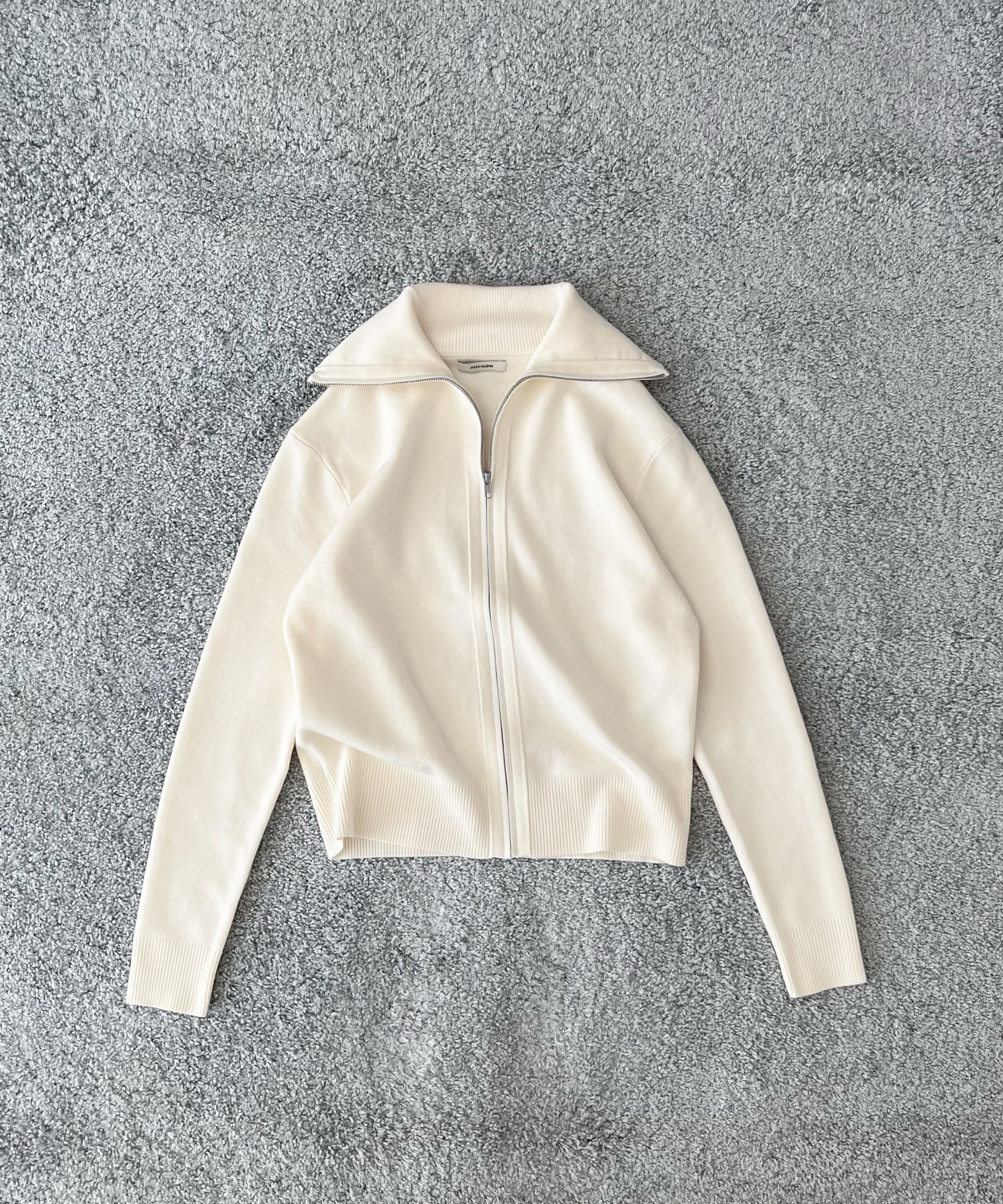 entire studios Knit zip up jacket "IVORY"