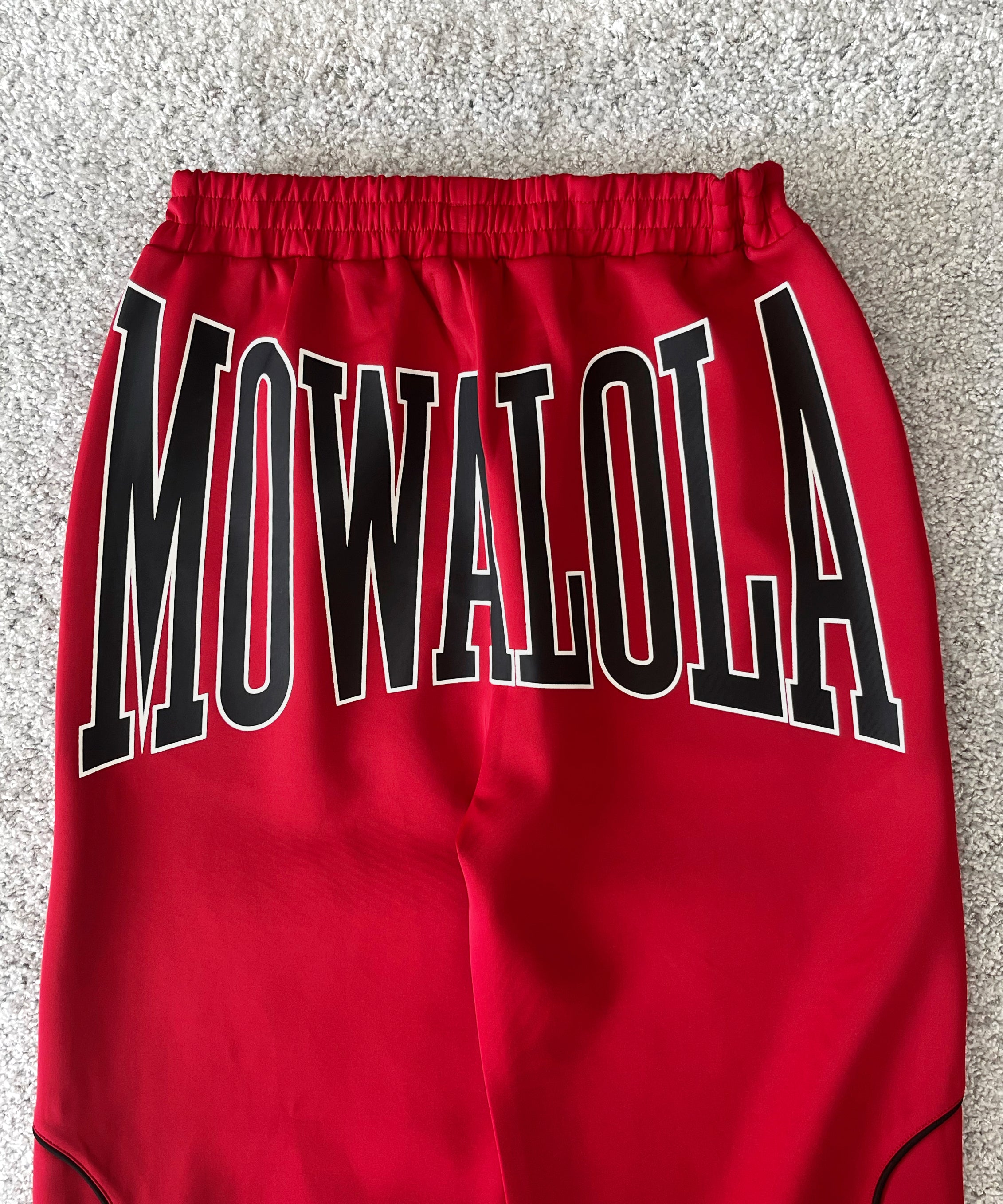 MOWALOLA Zushi trackpant "RED"