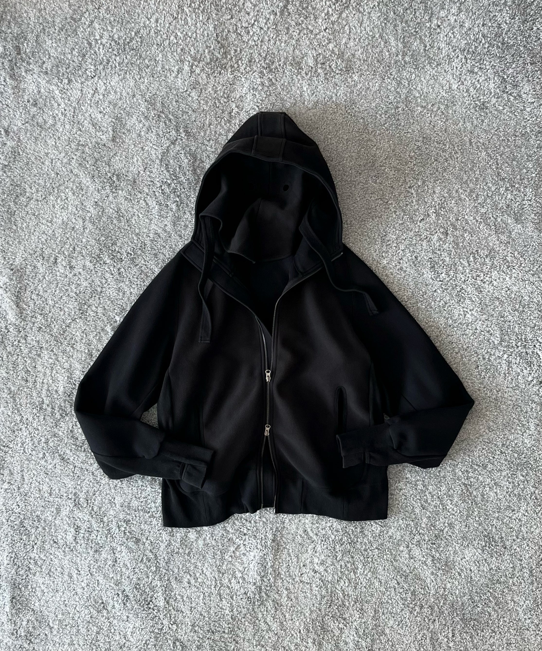 JIAN YE Guai mask hood "ECRU"