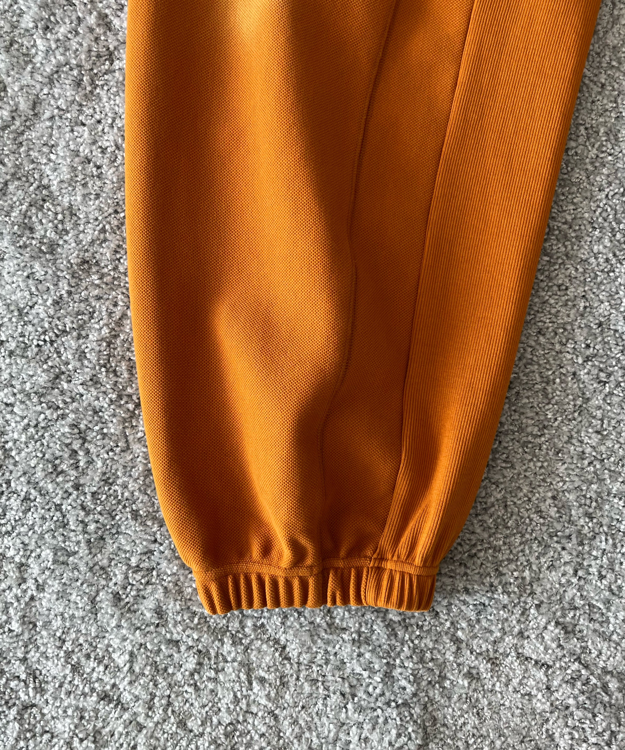 JIAN YE Guai sweat pants "ECRU"