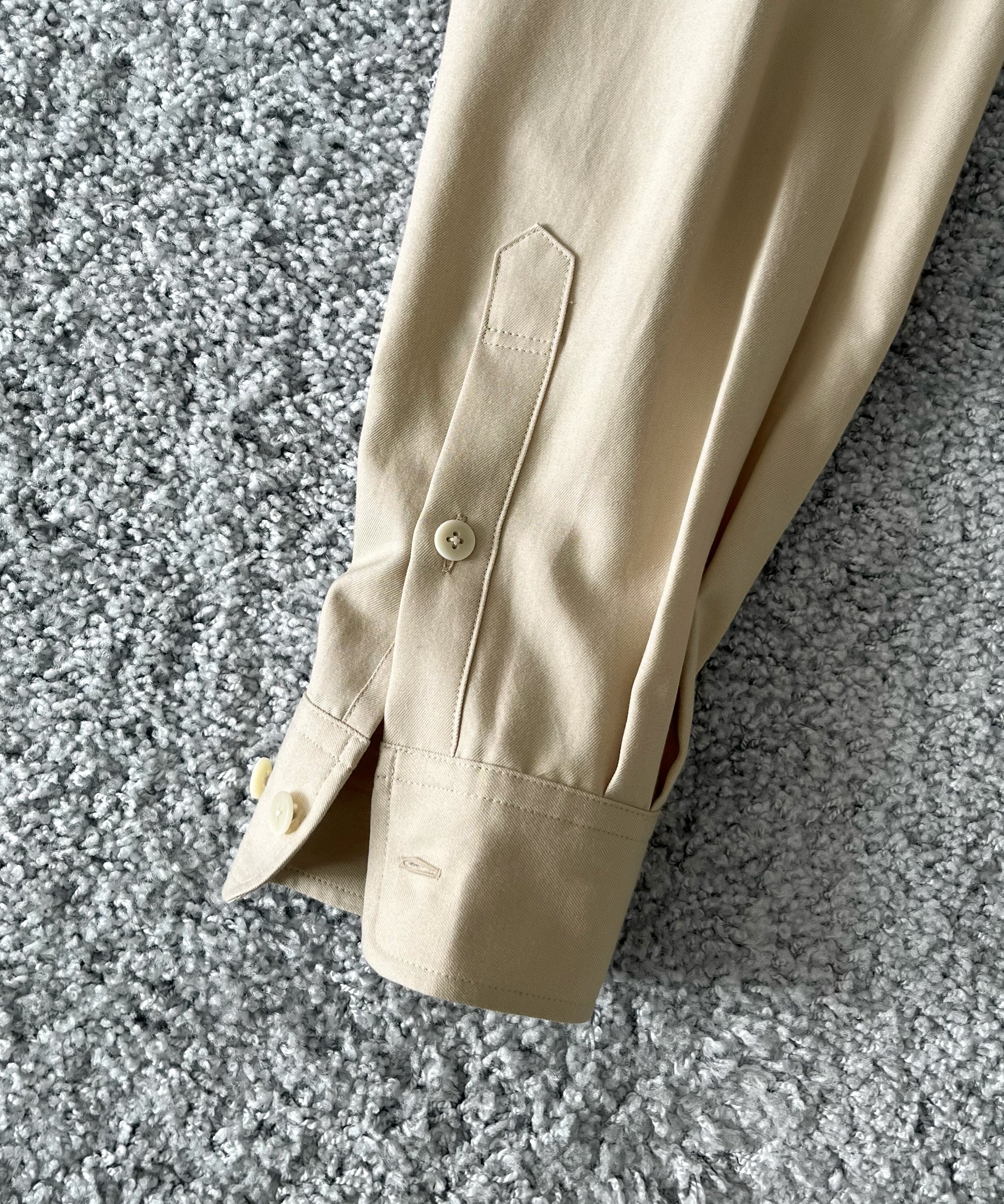 WHOWHAT Origami pocket shirt <long sl> "BEIGE"