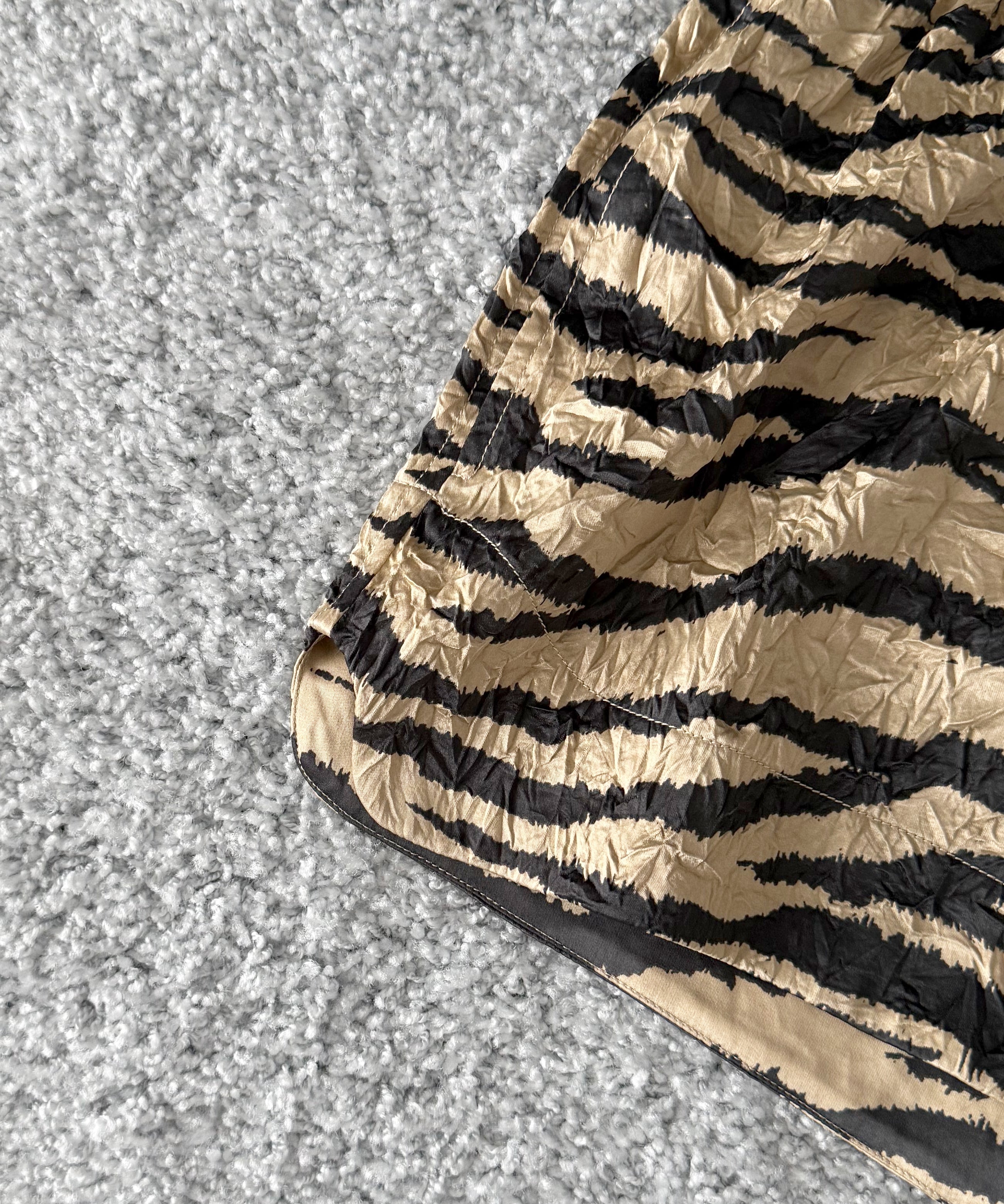 GANNI Crinkled stain "PALE KHAKI"