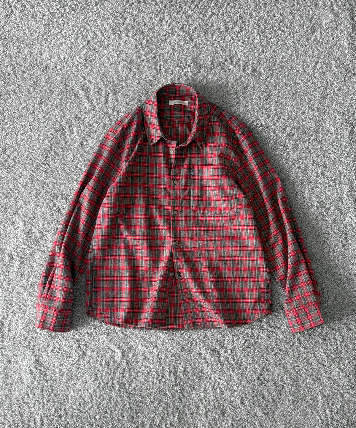 Gimaguas Jeremy shirt checks “RED”