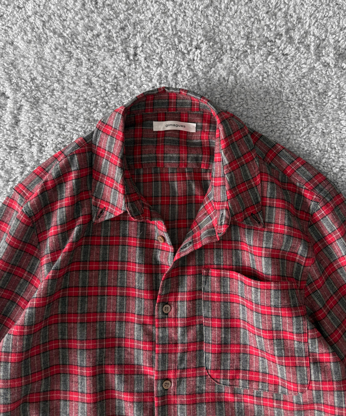 Gimaguas Jeremy shirt checks “RED”