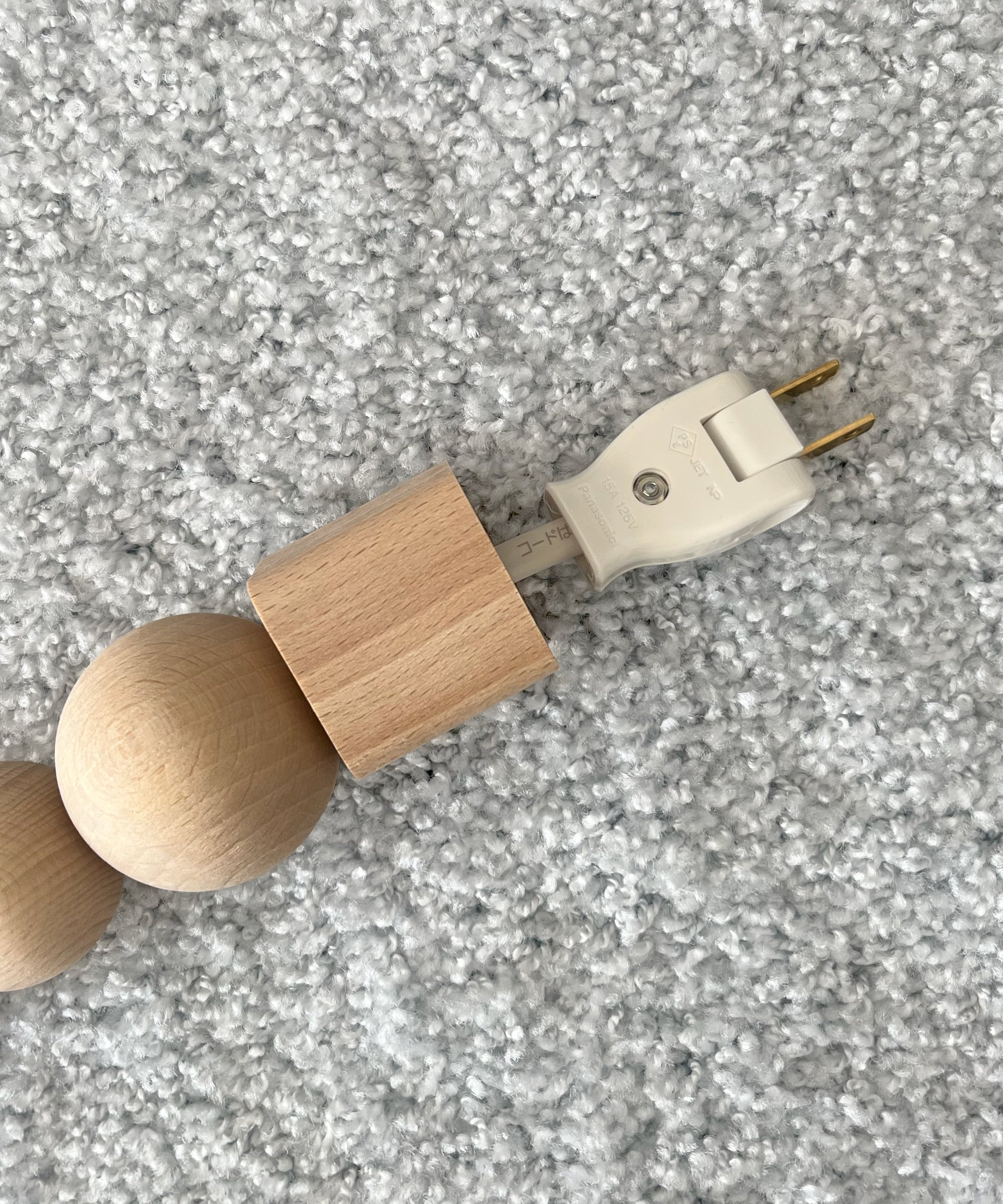 BLESS Cable jewelry multiplug wooden elements 1.4m "WHITE&NATURAL"