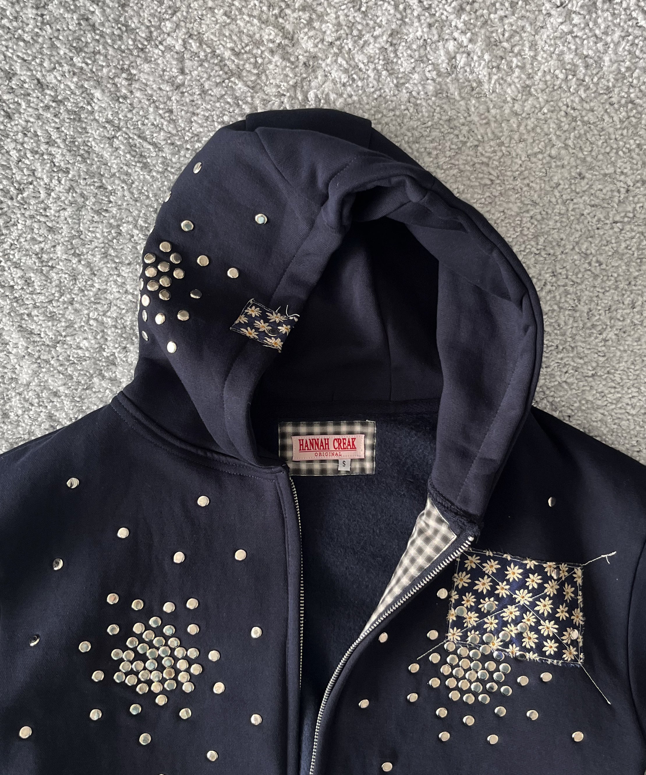 HANNAH CREAK Studded hoodie double zip "DARK BLUE"