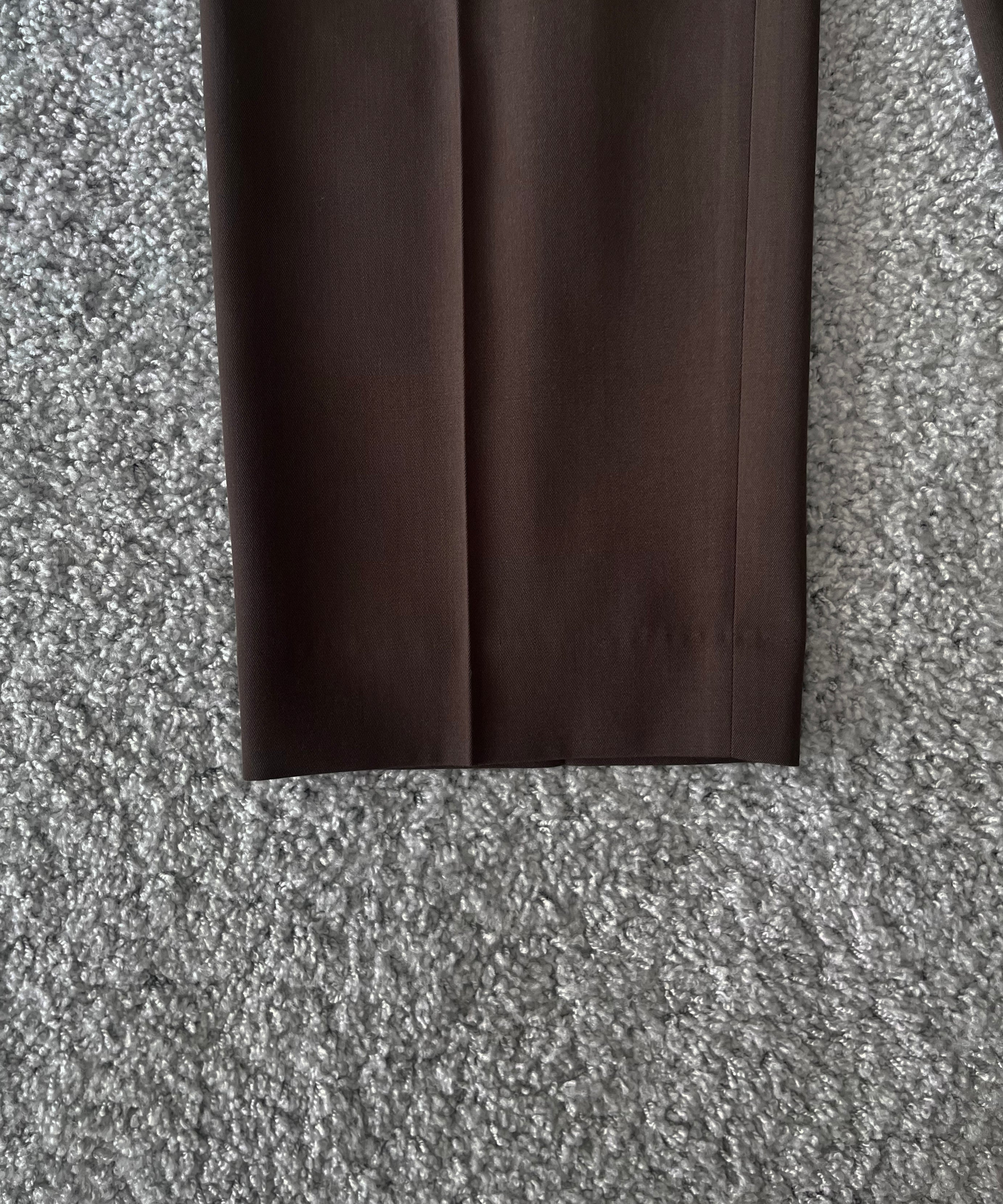 AURALEE Light wool max gabardine two-tuck slacks "DARK BROWN"