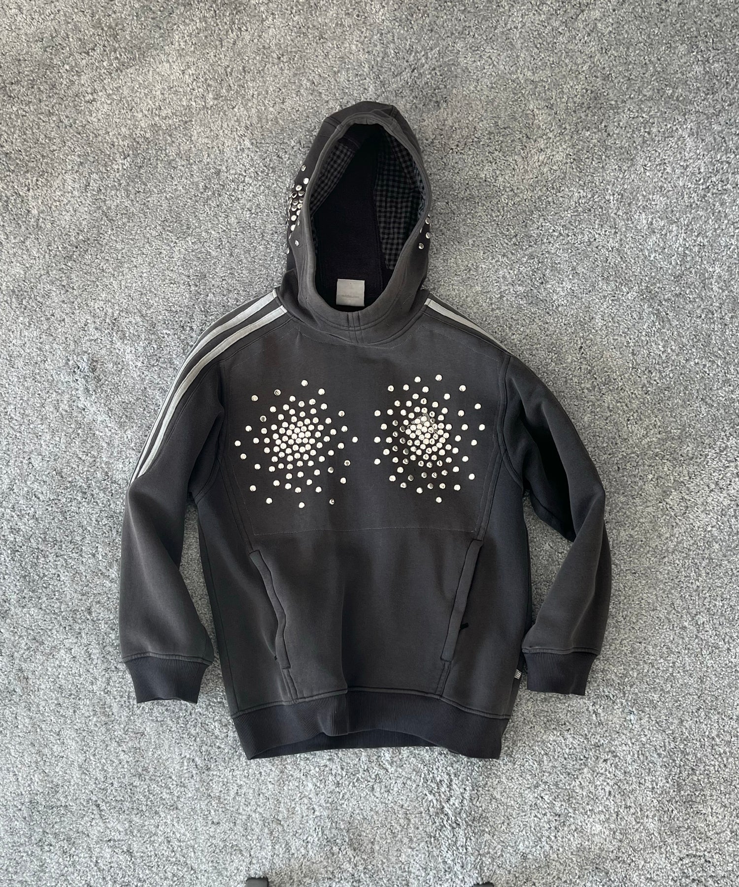 HANNAH CREAK Stud pullover hoodie "GRAY"